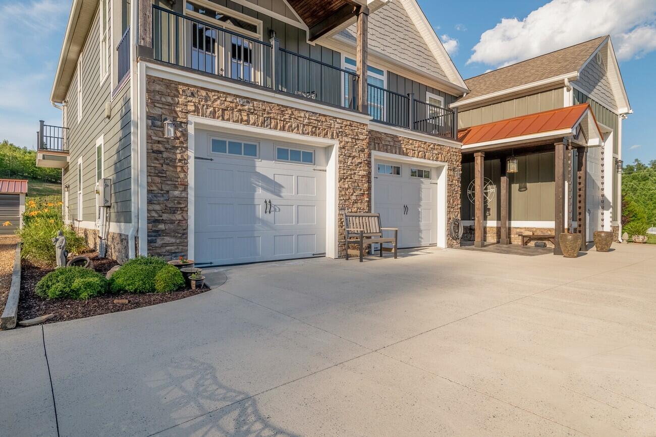 3015 Cherokee Valley Road