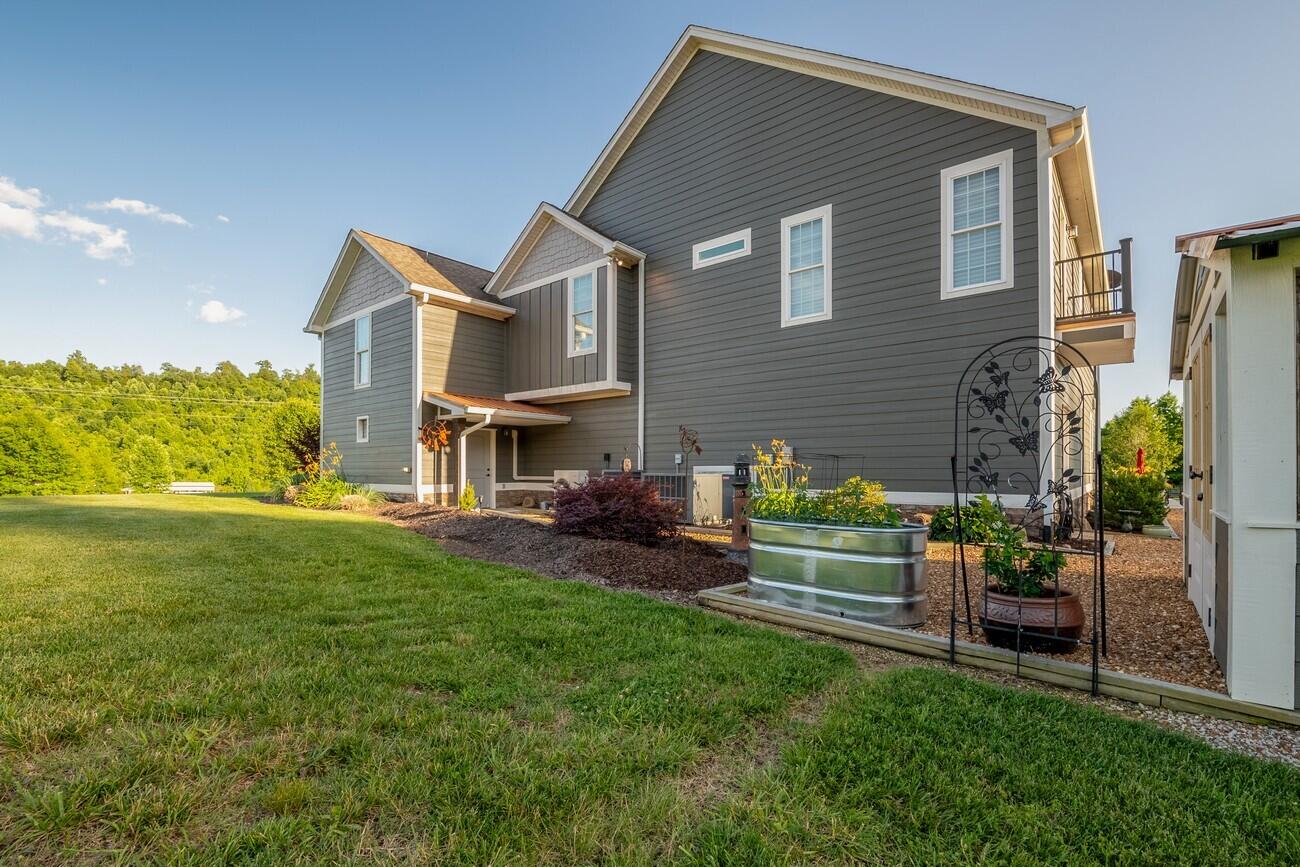 3015 Cherokee Valley Road