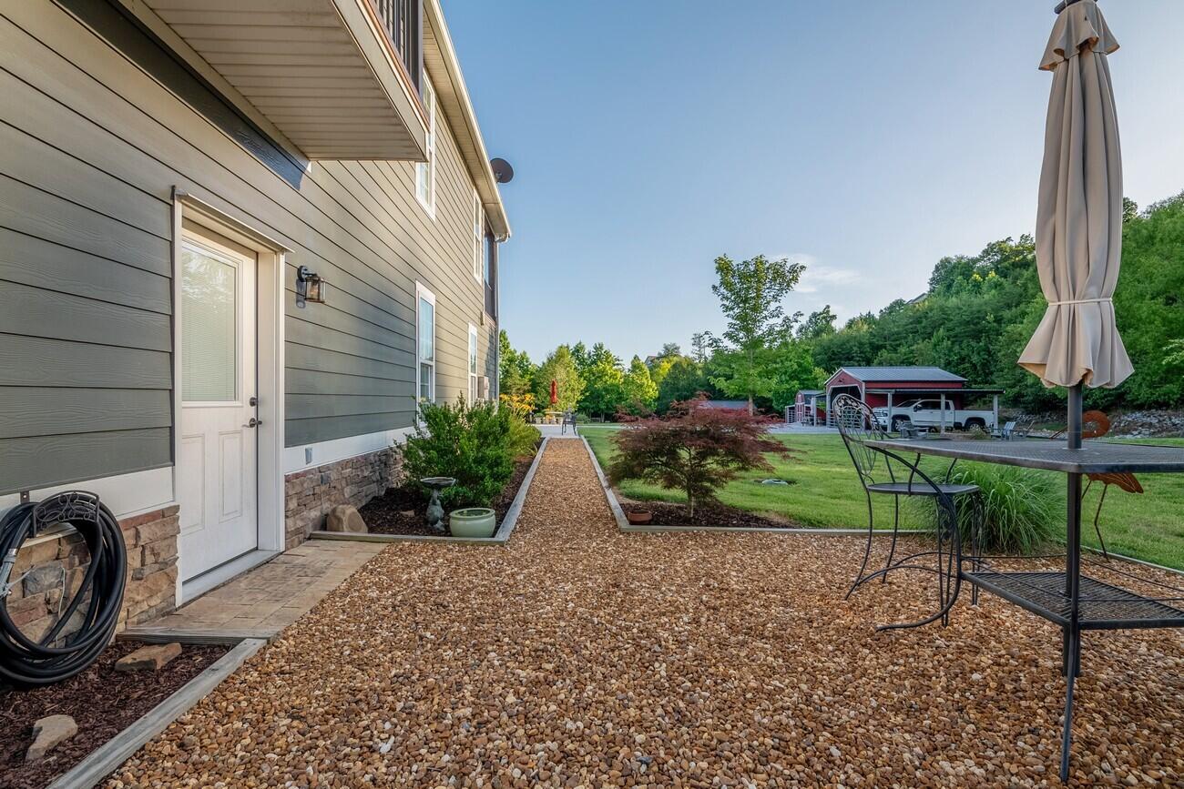 3015 Cherokee Valley Road