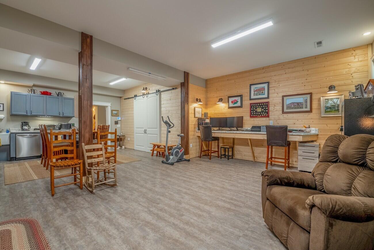 3015 Cherokee Valley Road