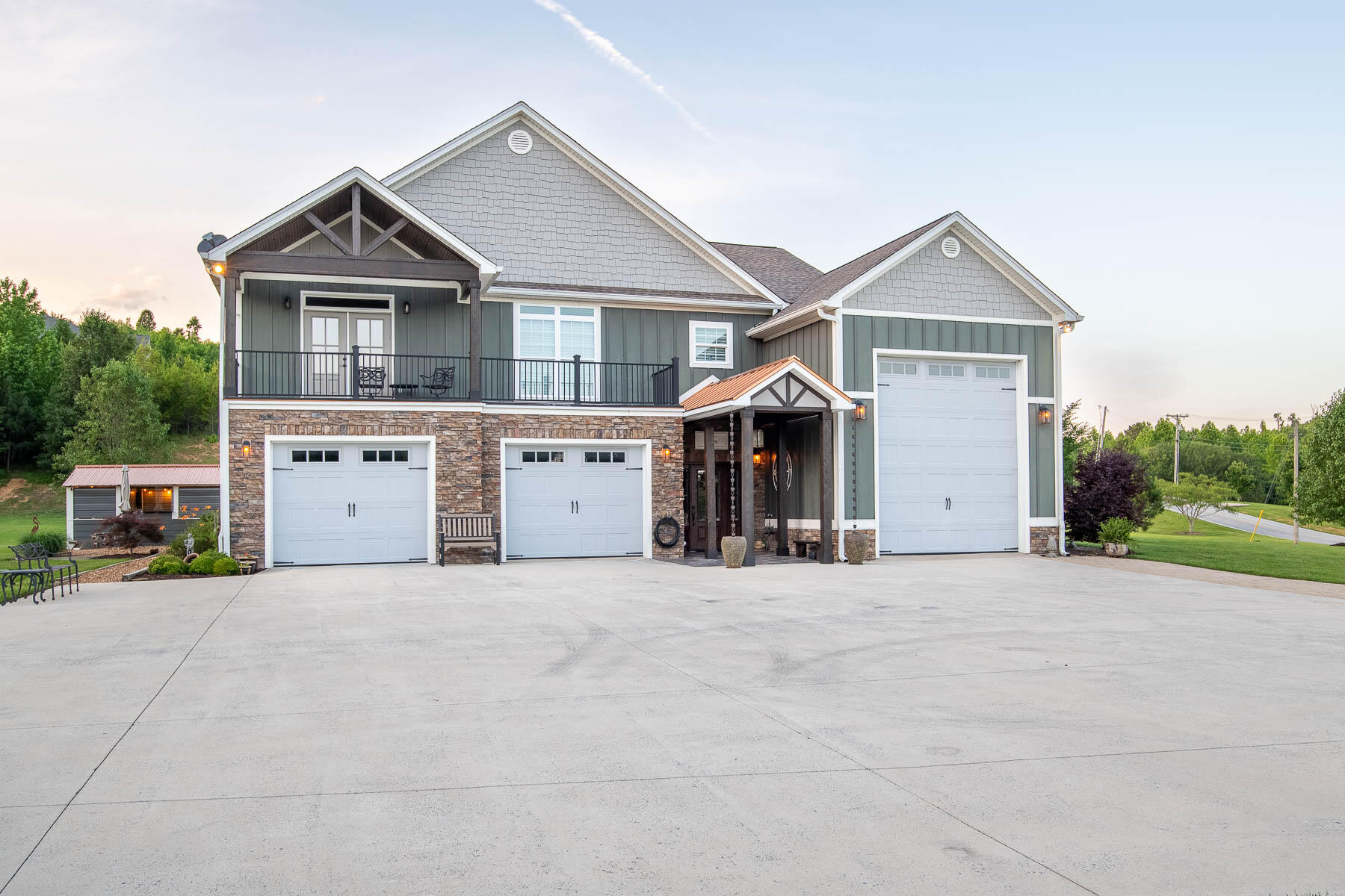 3015 Cherokee Valley Road