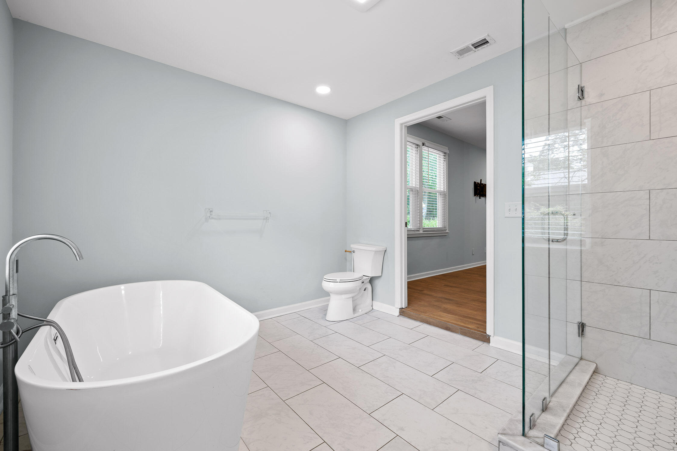 204 Red Riding Hood Trail