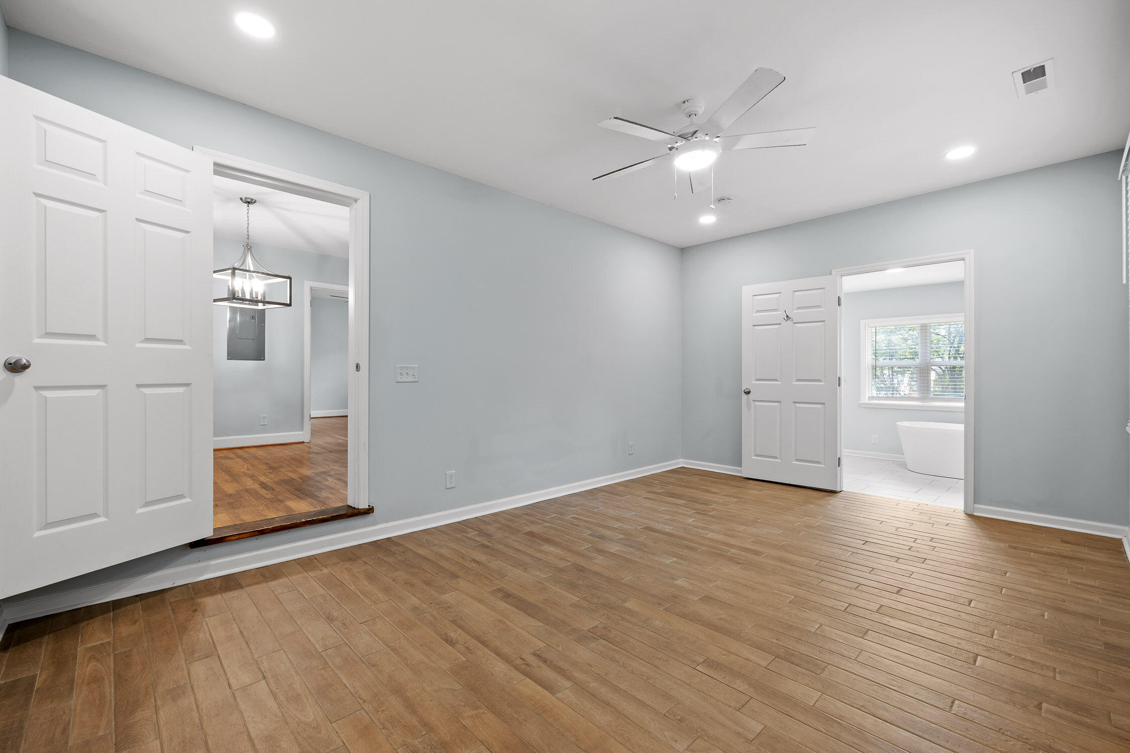 204 Red Riding Hood Trail