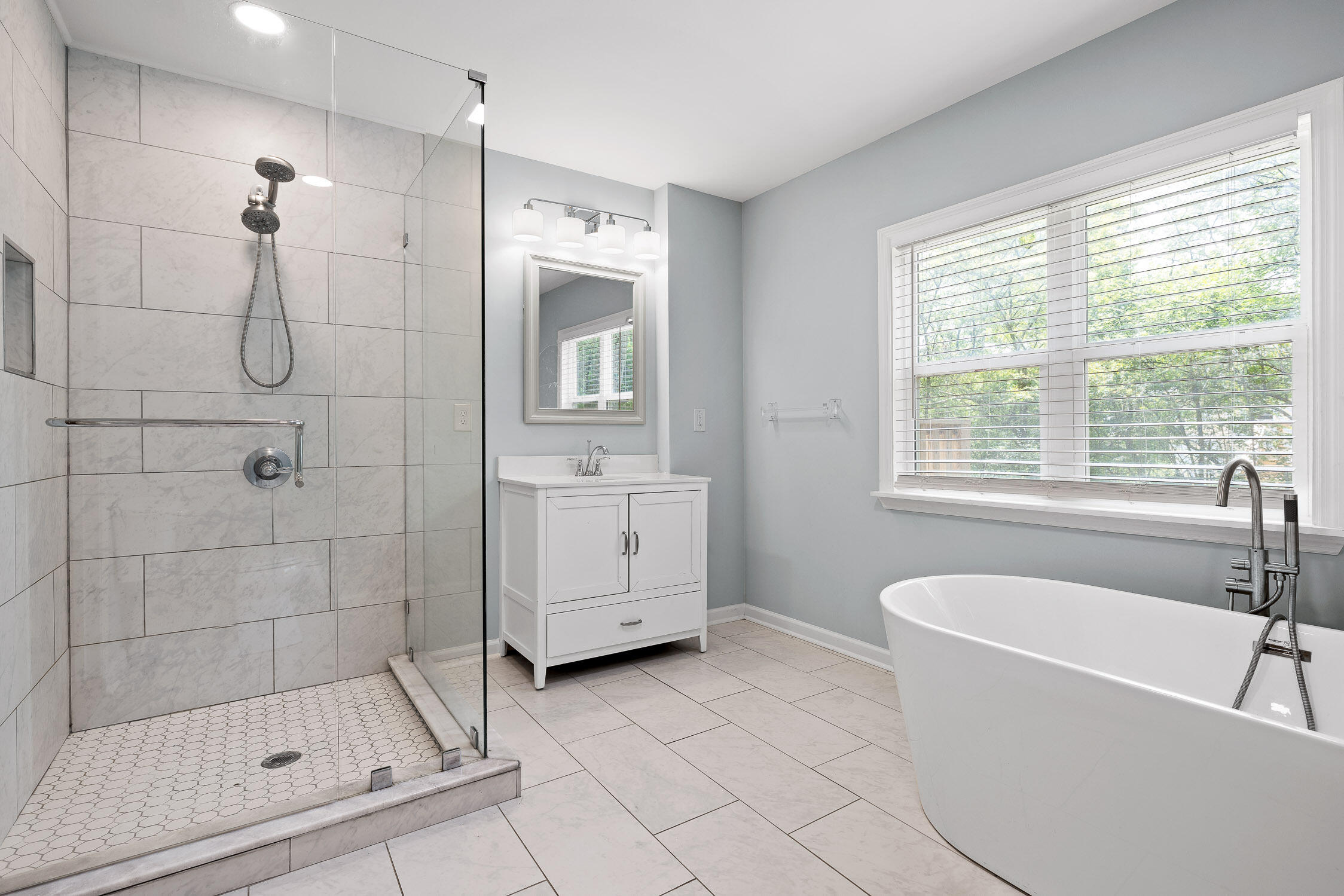 204 Red Riding Hood Trail