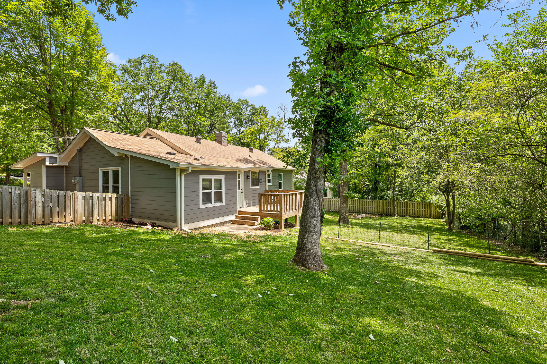 204 Red Riding Hood Trail