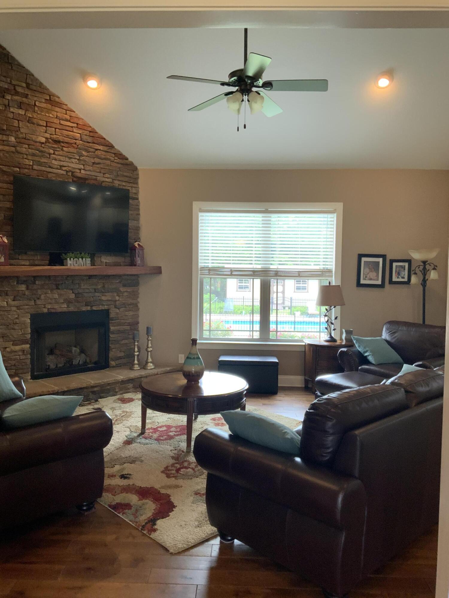 322 Twelve Oaks Drive