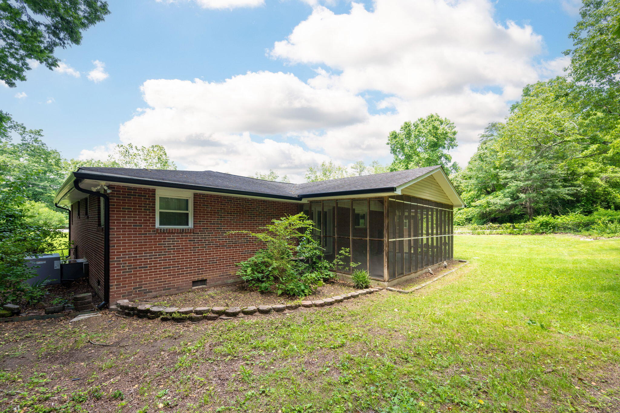 3805 Lake Vista Drive
