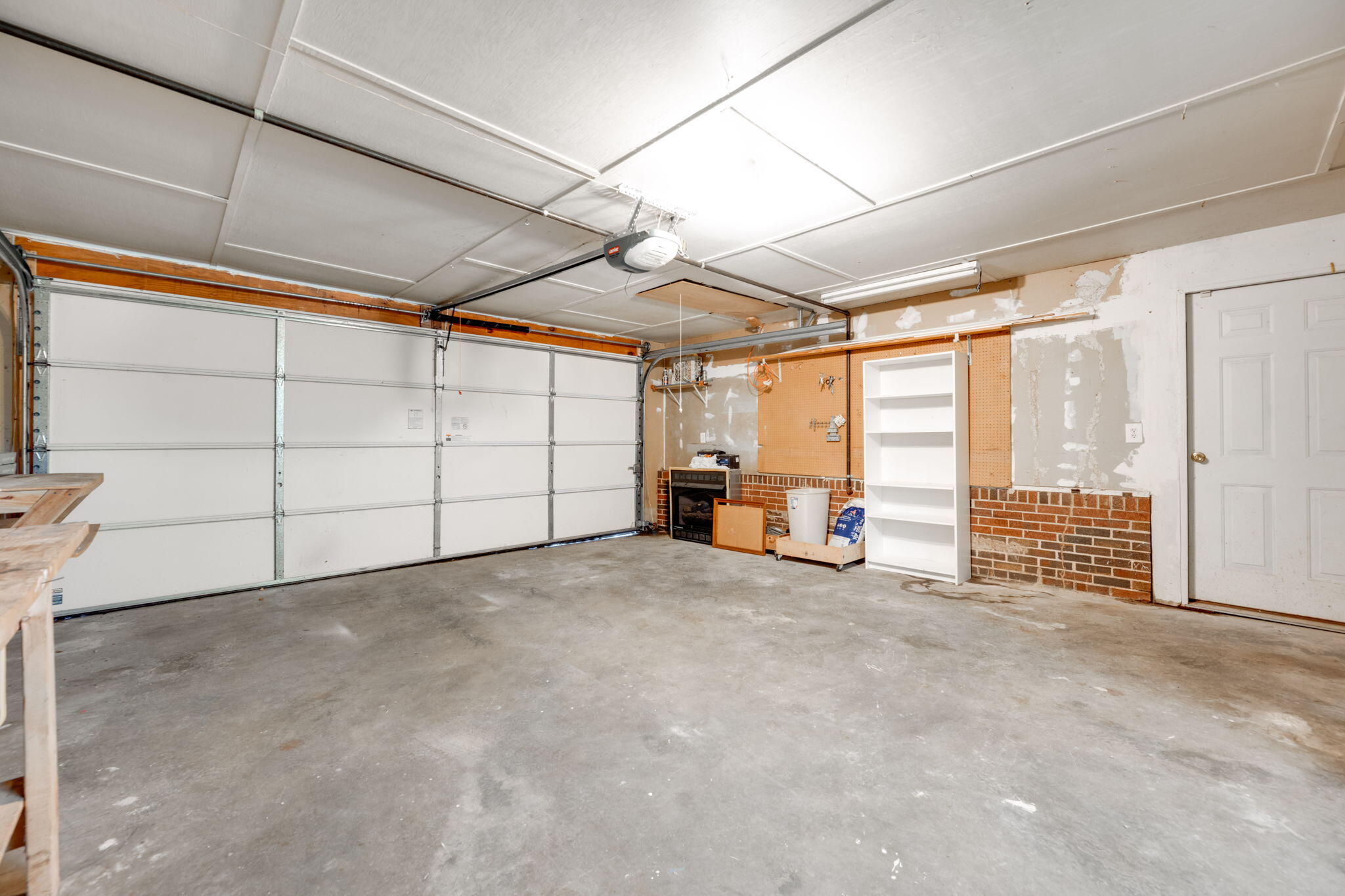 3805 Lake Vista Drive
