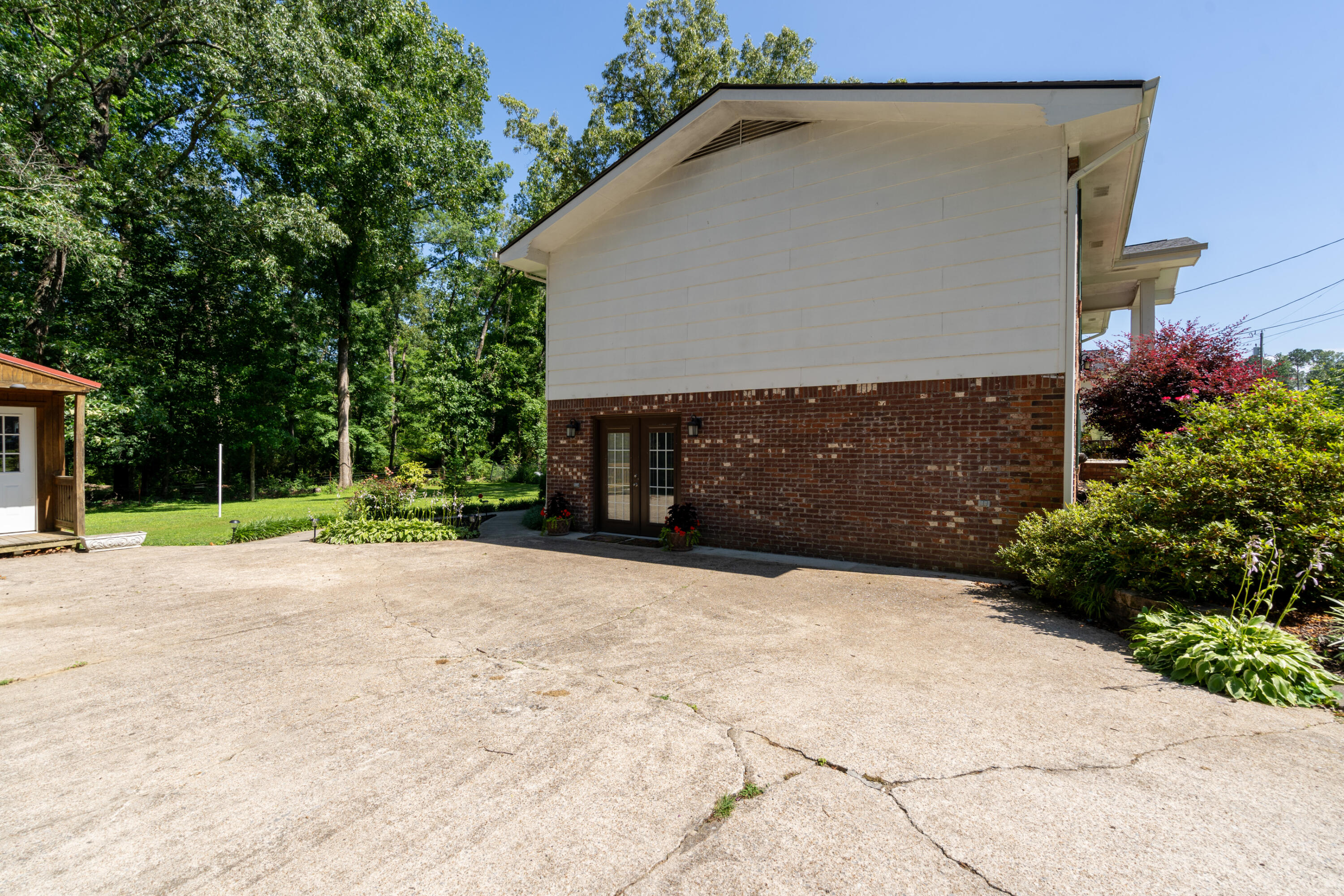 224 Foster Drive