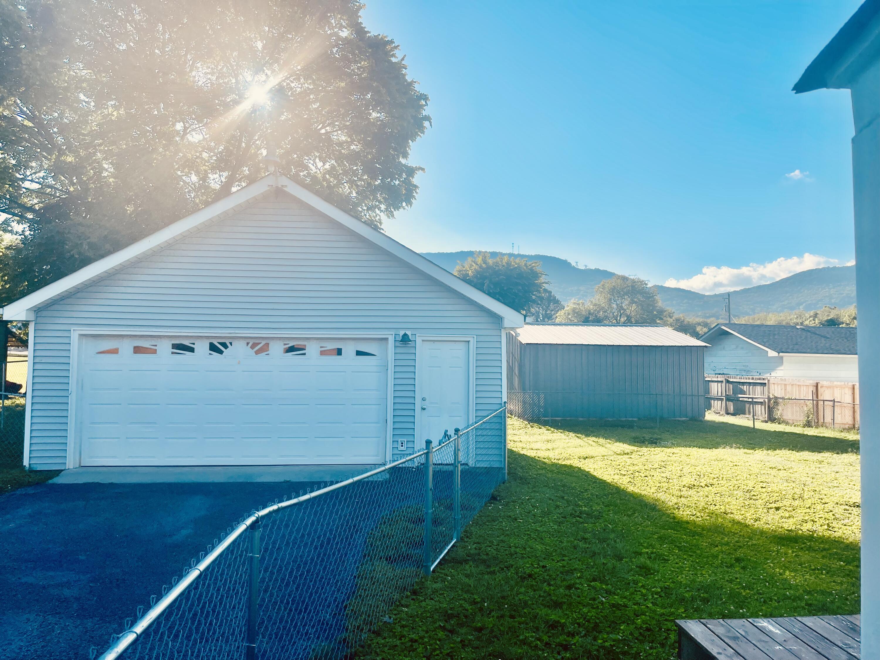 523 Browns Ferry Road