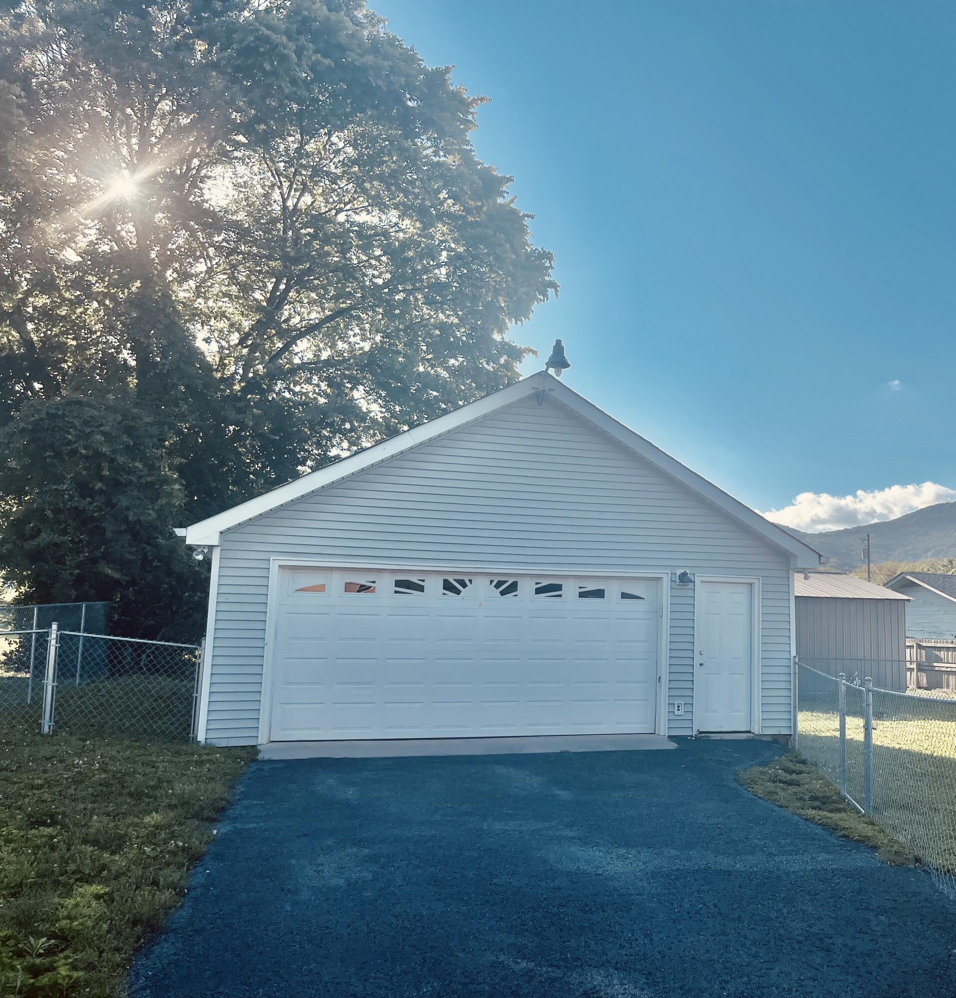 523 Browns Ferry Road