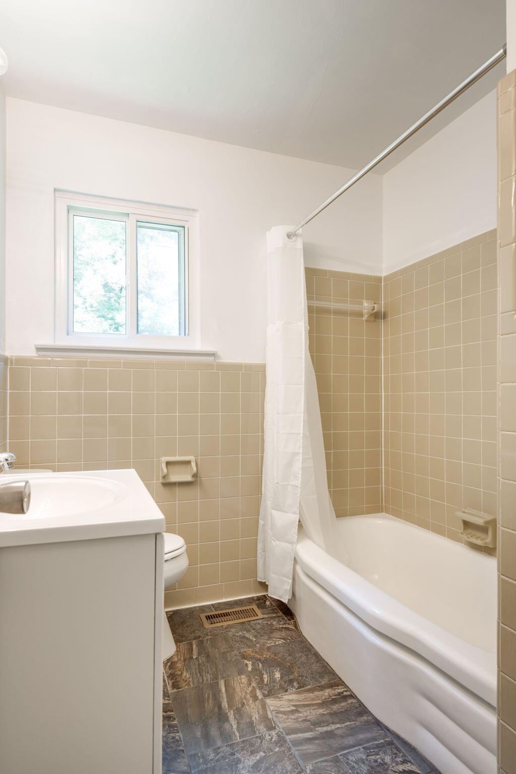 726 Cherokee Trail