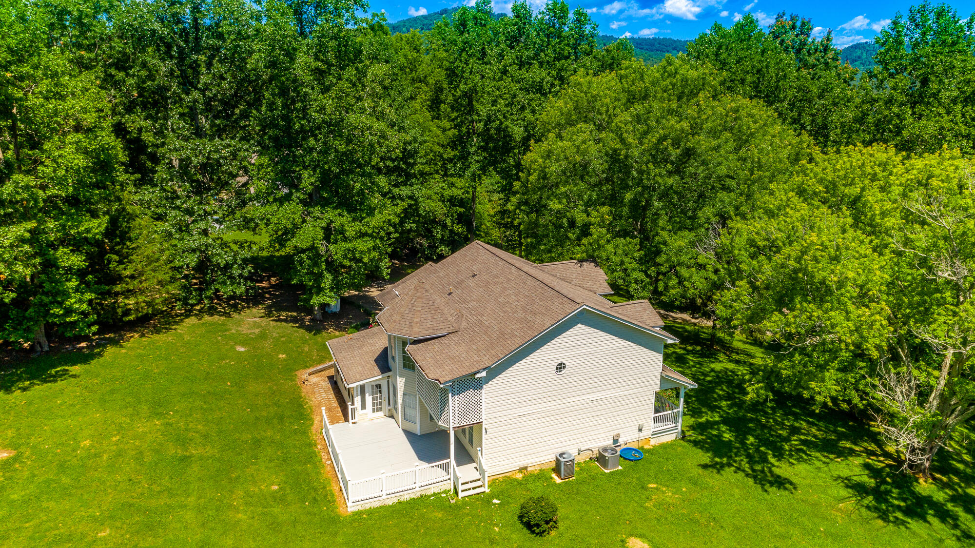 65 Tripp Lane