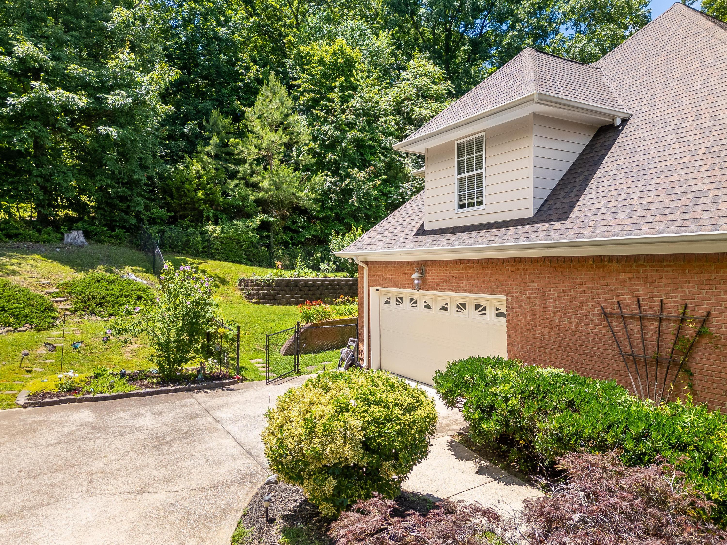 3115 Forest Shadows Drive