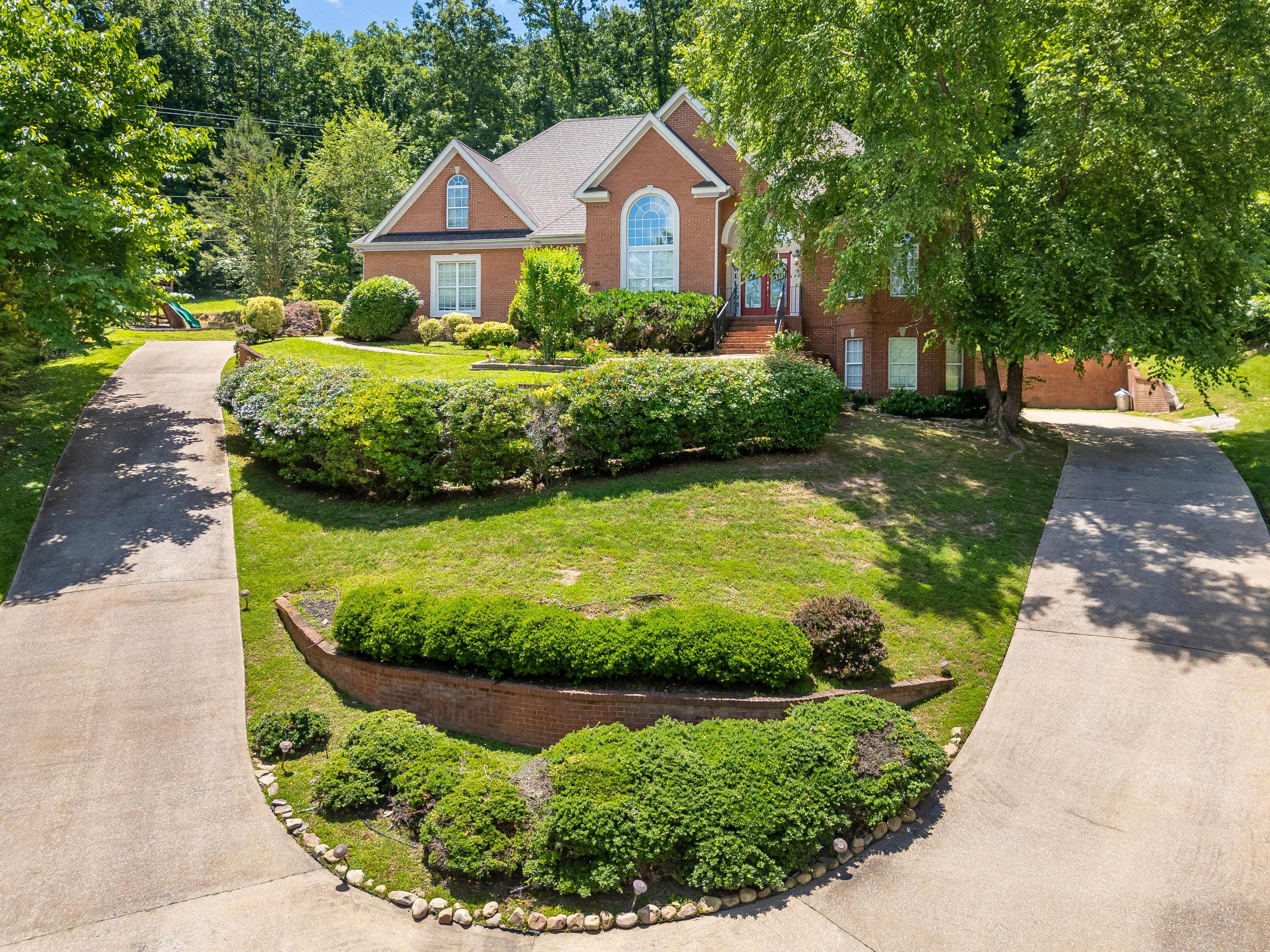 3115 Forest Shadows Drive