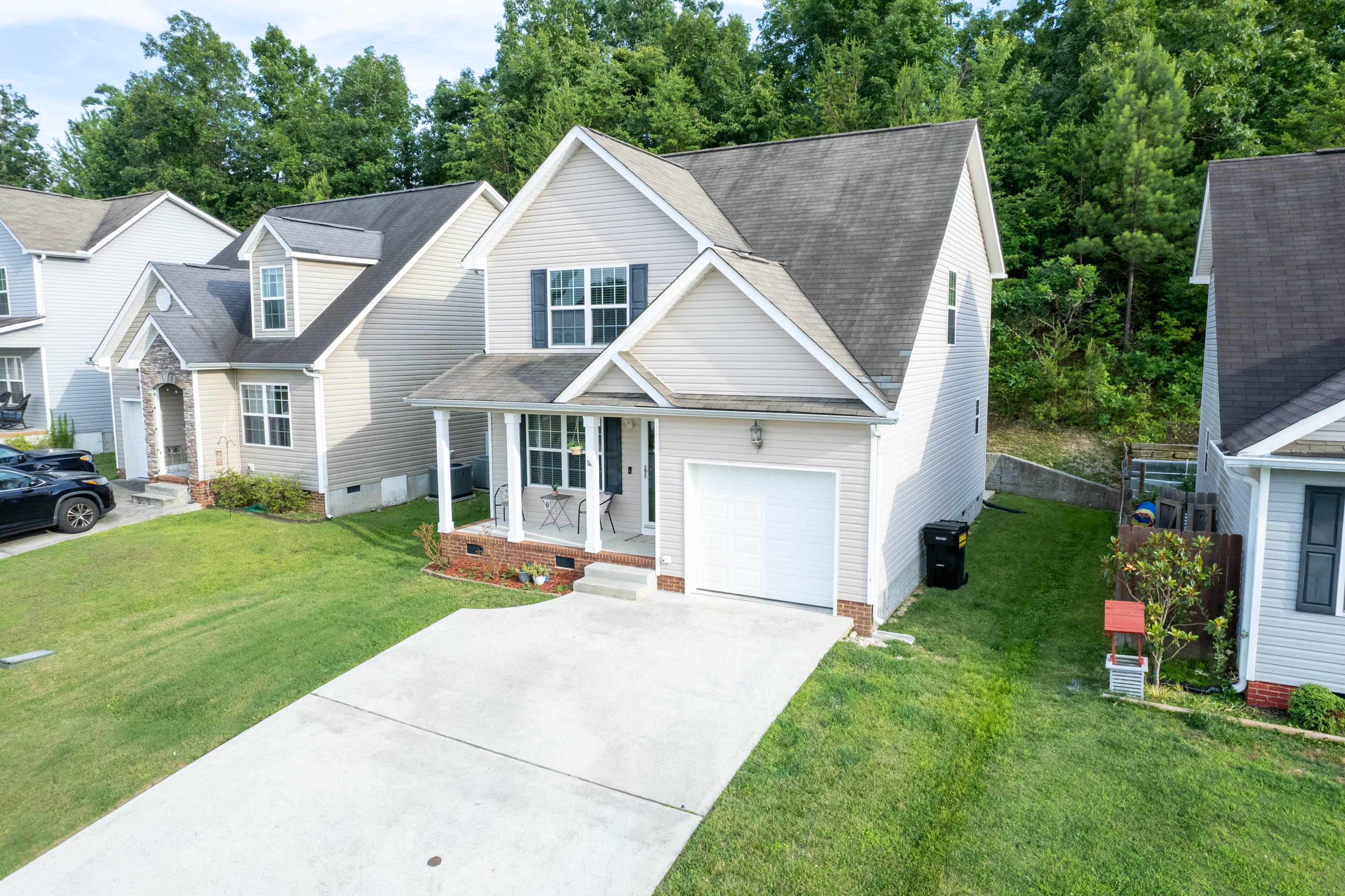 2117 Short Leaf Lane