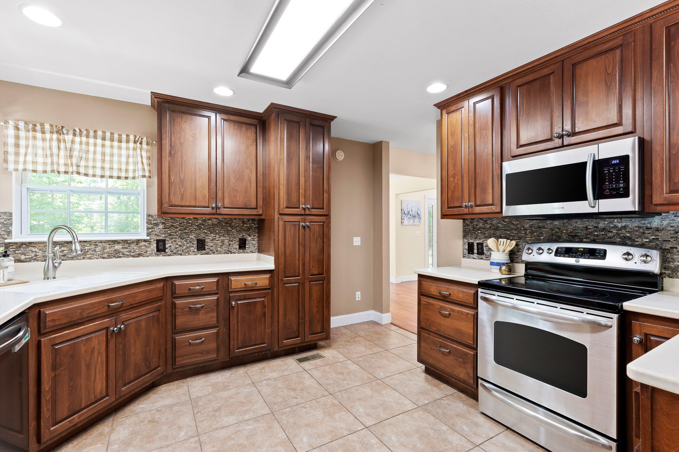 31 Clear Brooks Drive