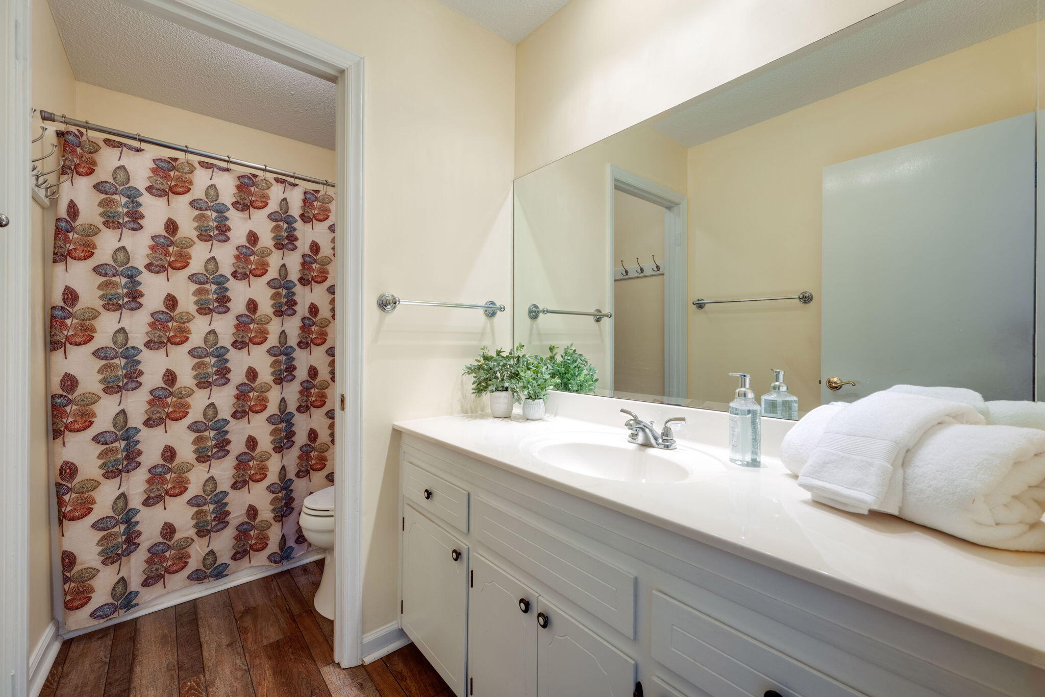 709 Stone Crest Circle