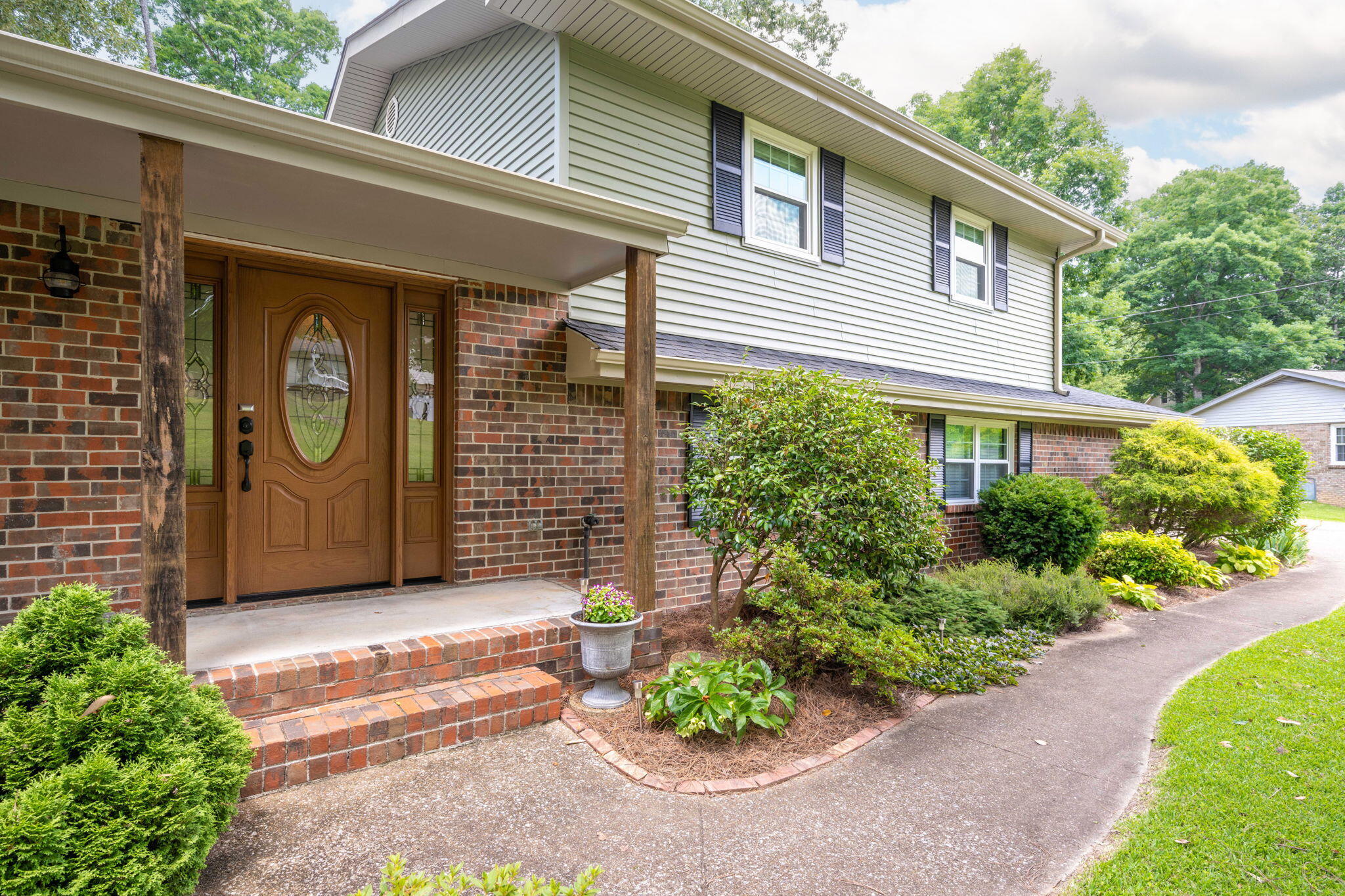 709 Stone Crest Circle