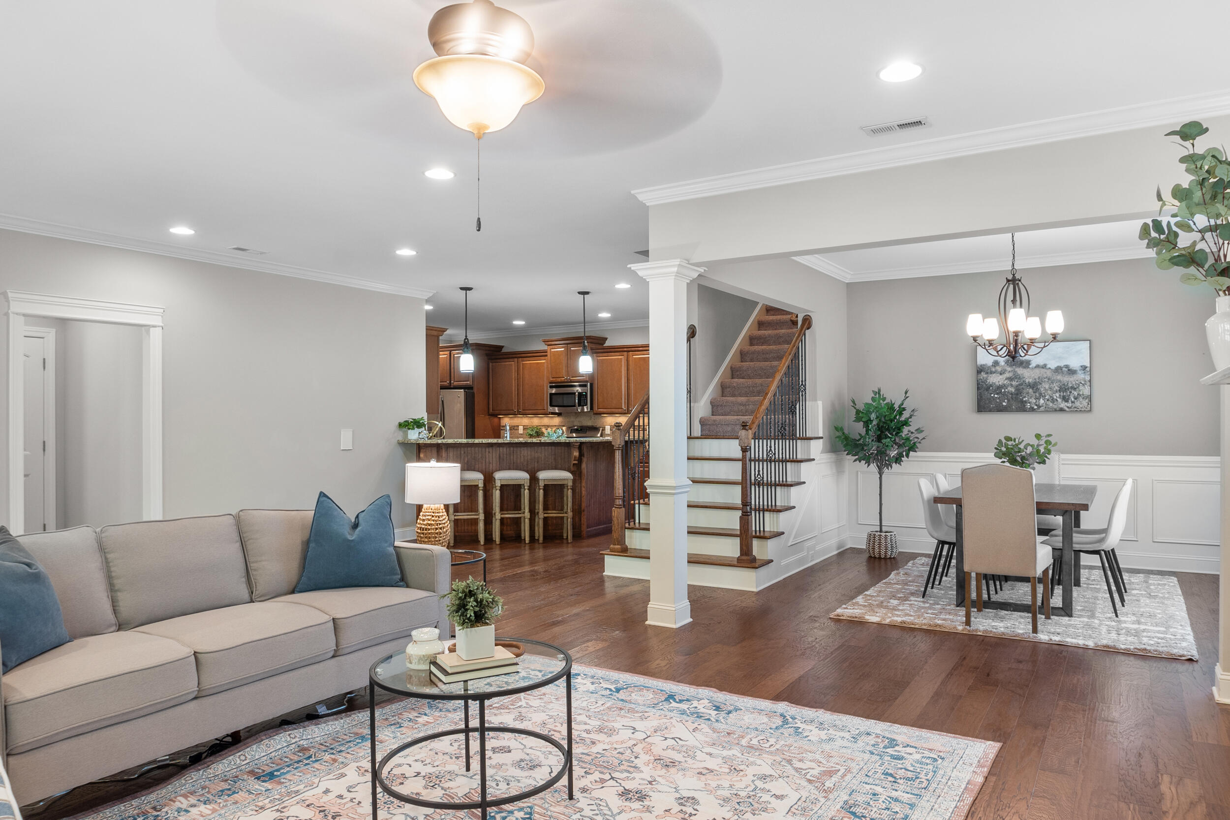 5417 Bungalow Circle