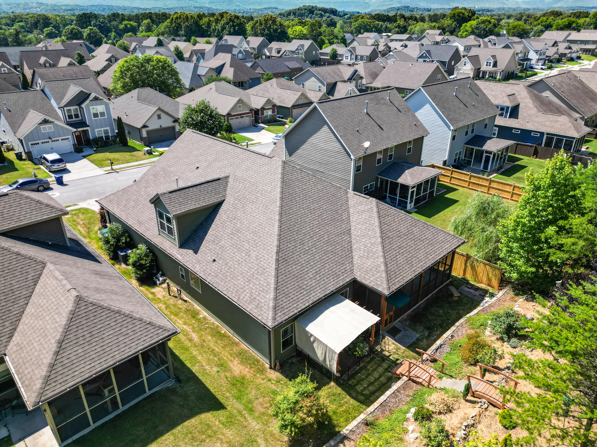 5417 Bungalow Circle