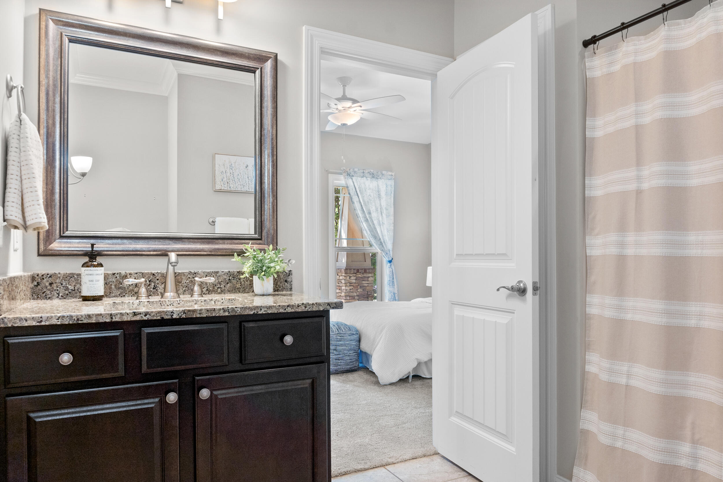 5417 Bungalow Circle