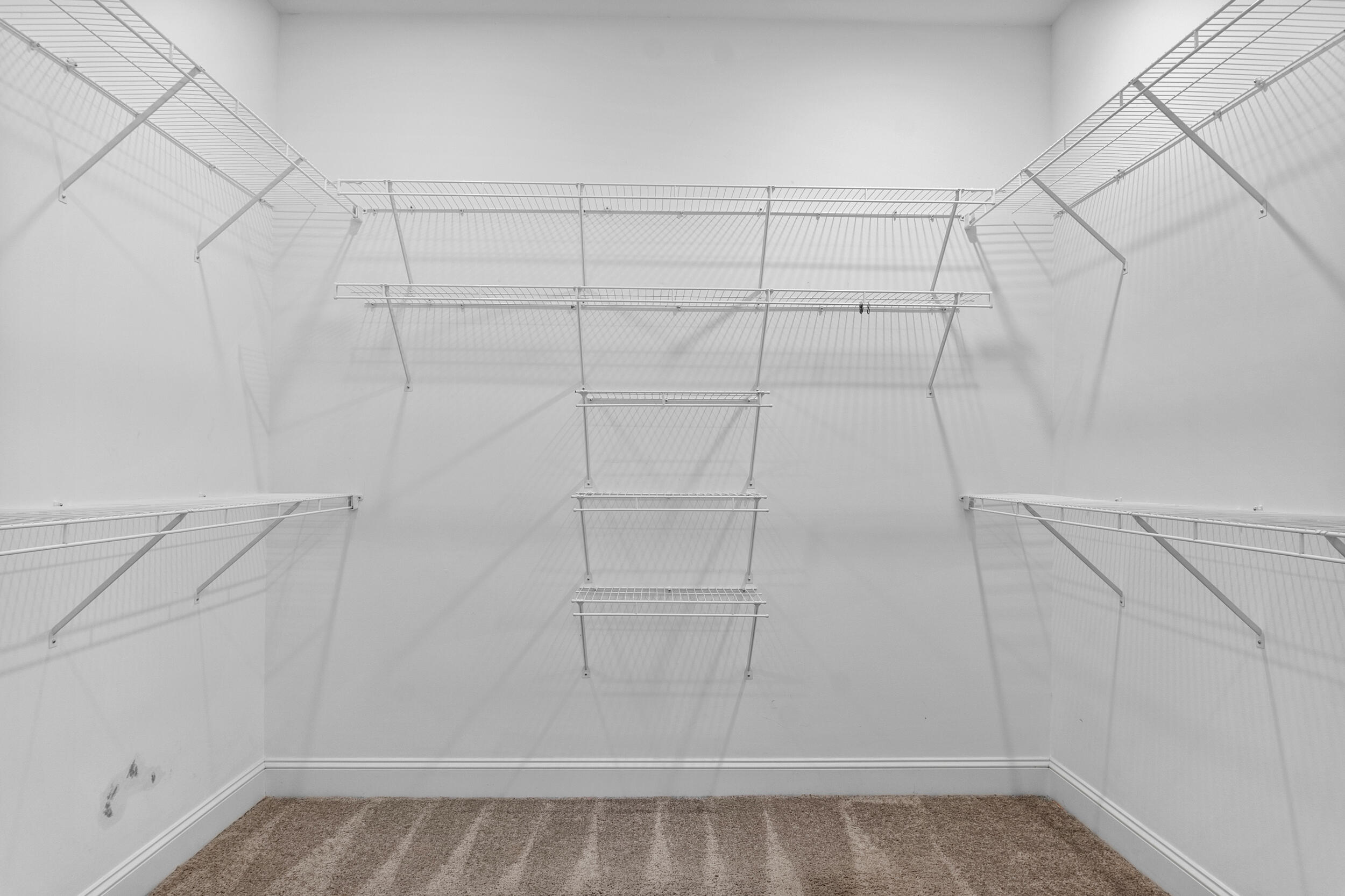 5417 Bungalow Circle