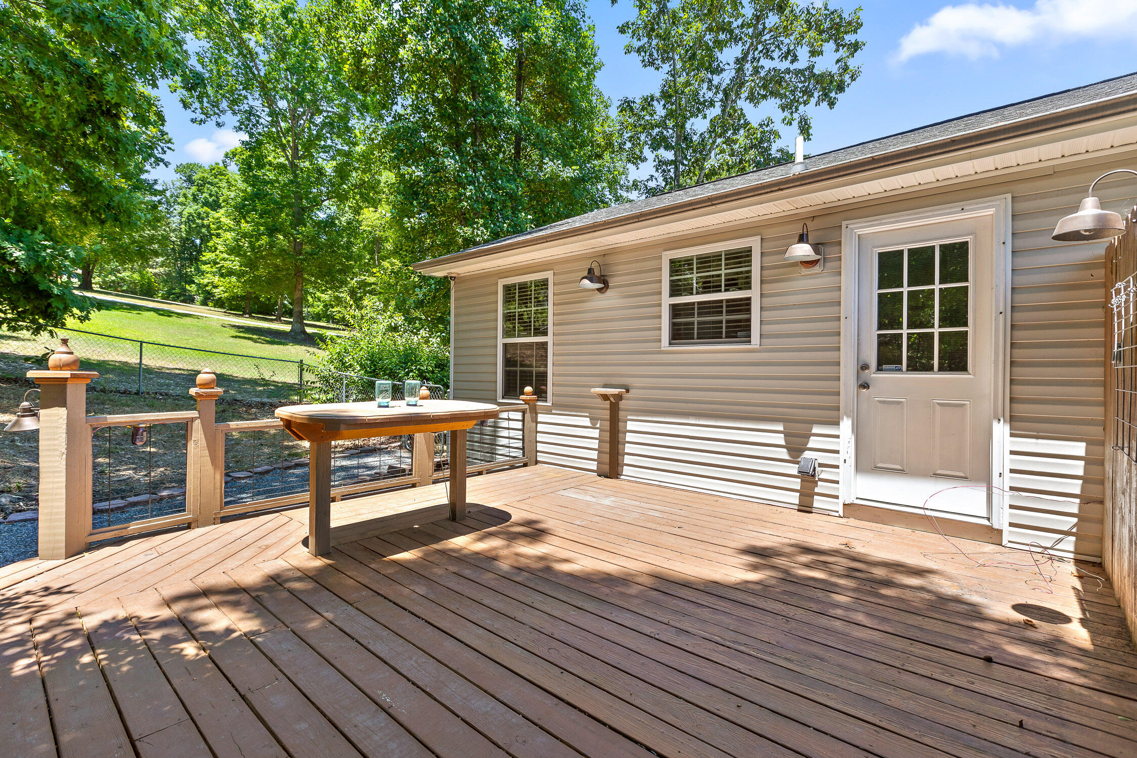 1220 Pendall Lane