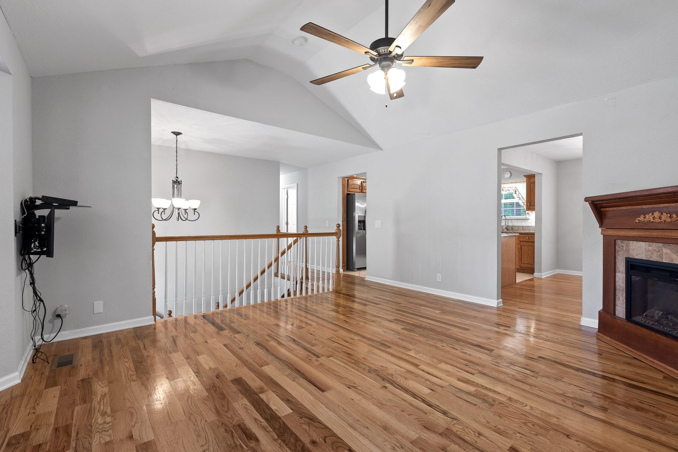 1220 Pendall Lane