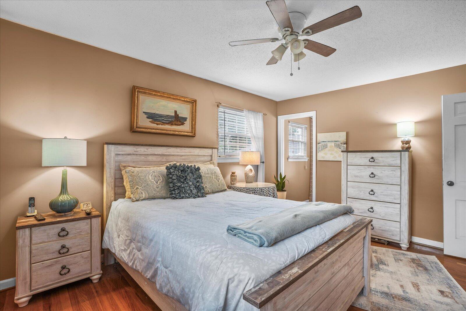3522 Valley Trail
