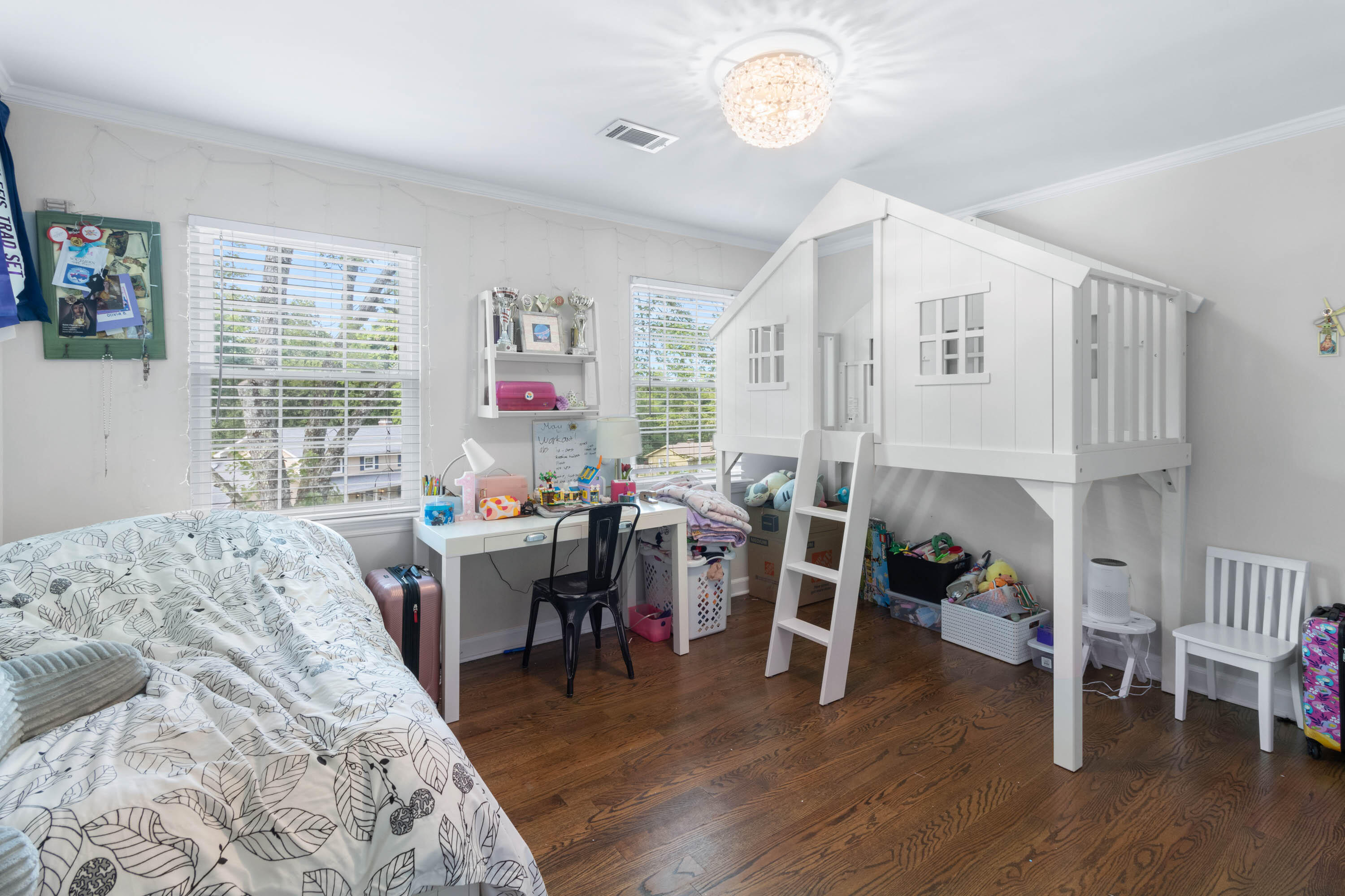 1748 Colonial Shores Drive