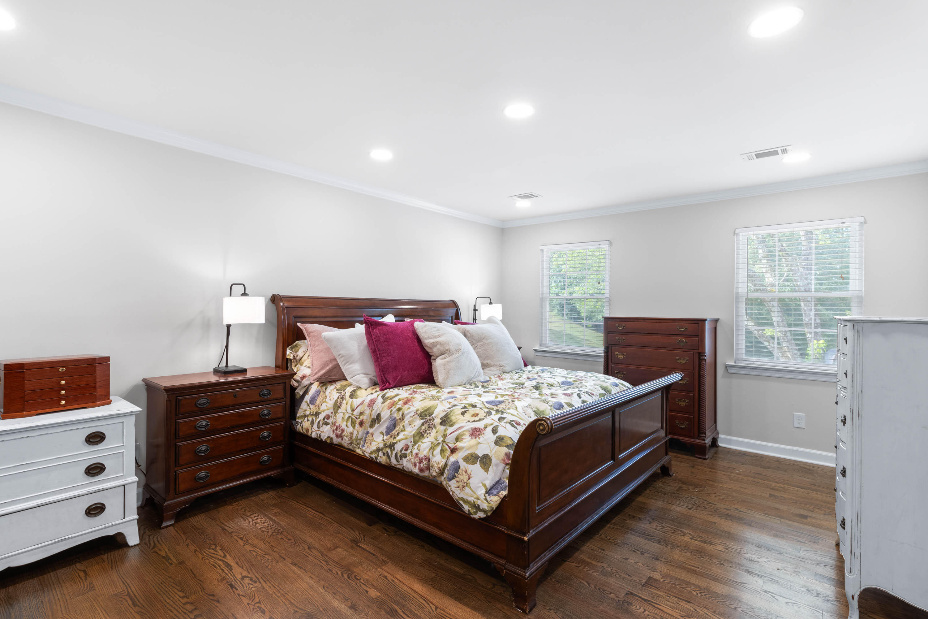 1748 Colonial Shores Drive