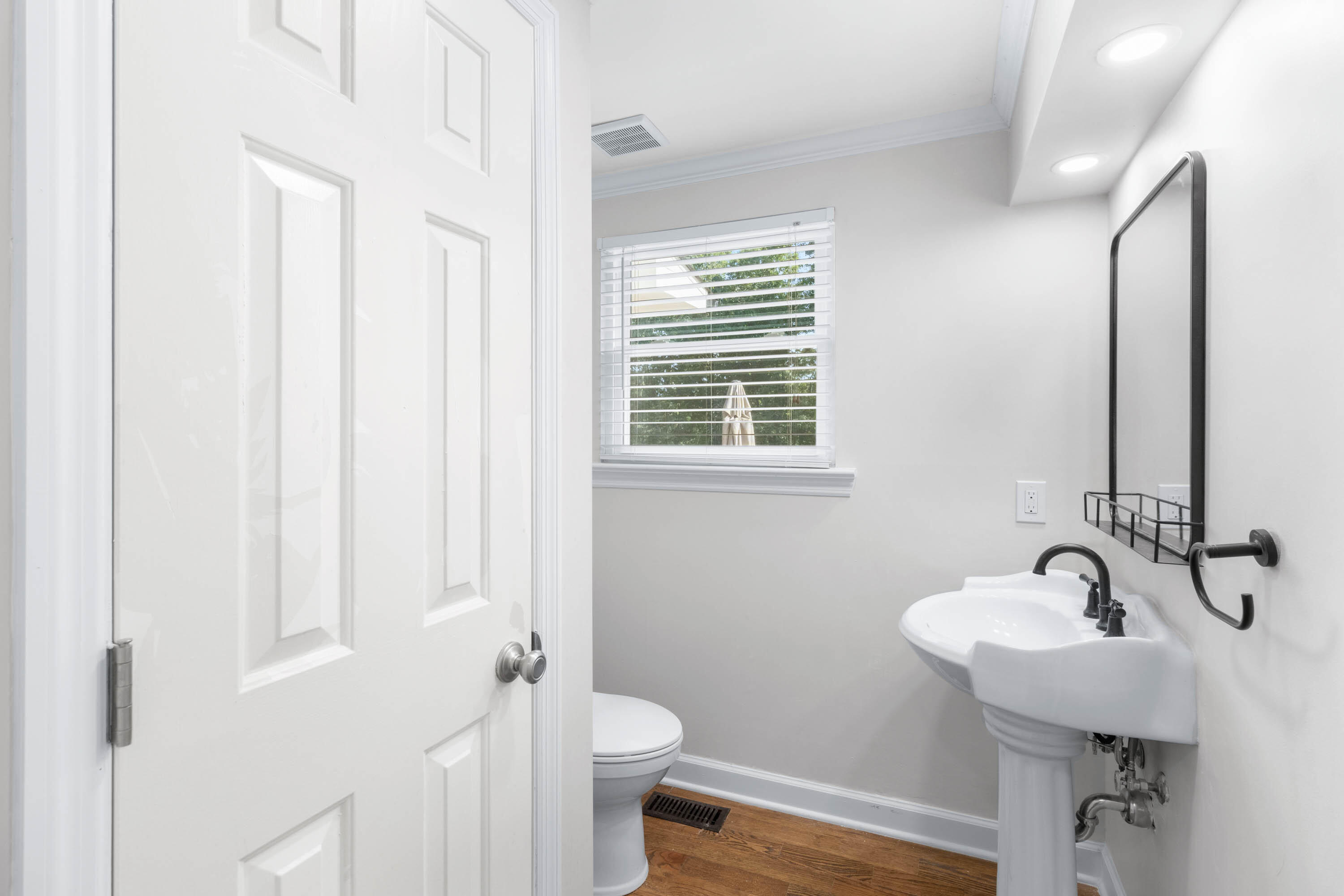 1748 Colonial Shores Drive