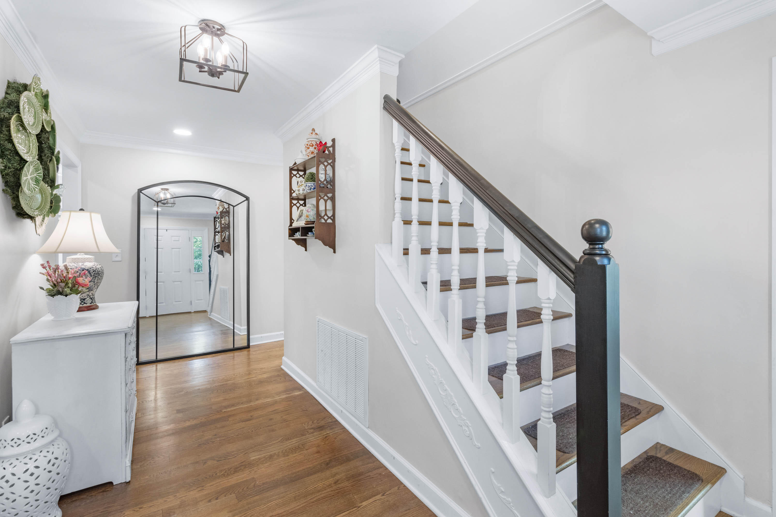 1748 Colonial Shores Drive