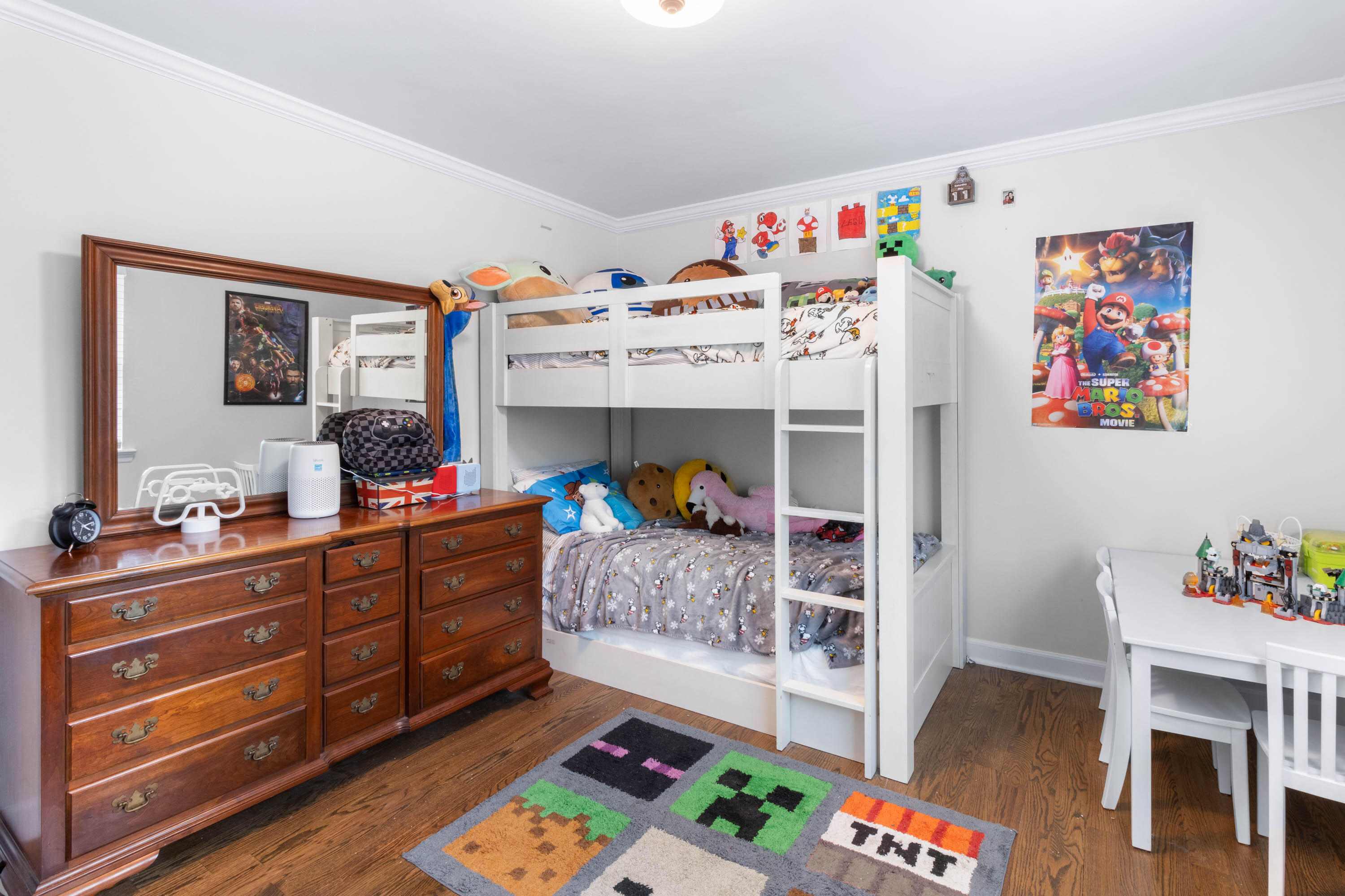 1748 Colonial Shores Drive