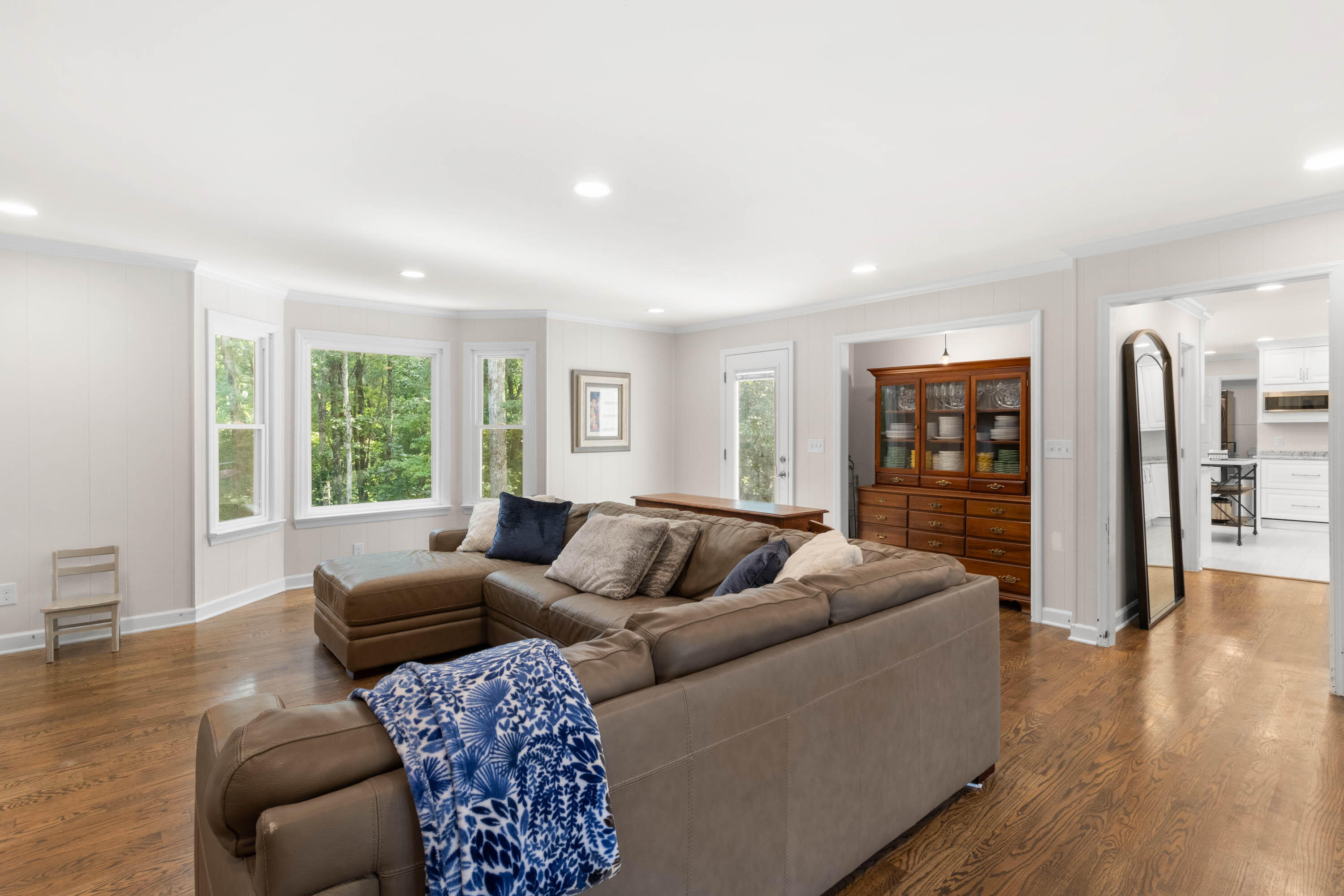 1748 Colonial Shores Drive