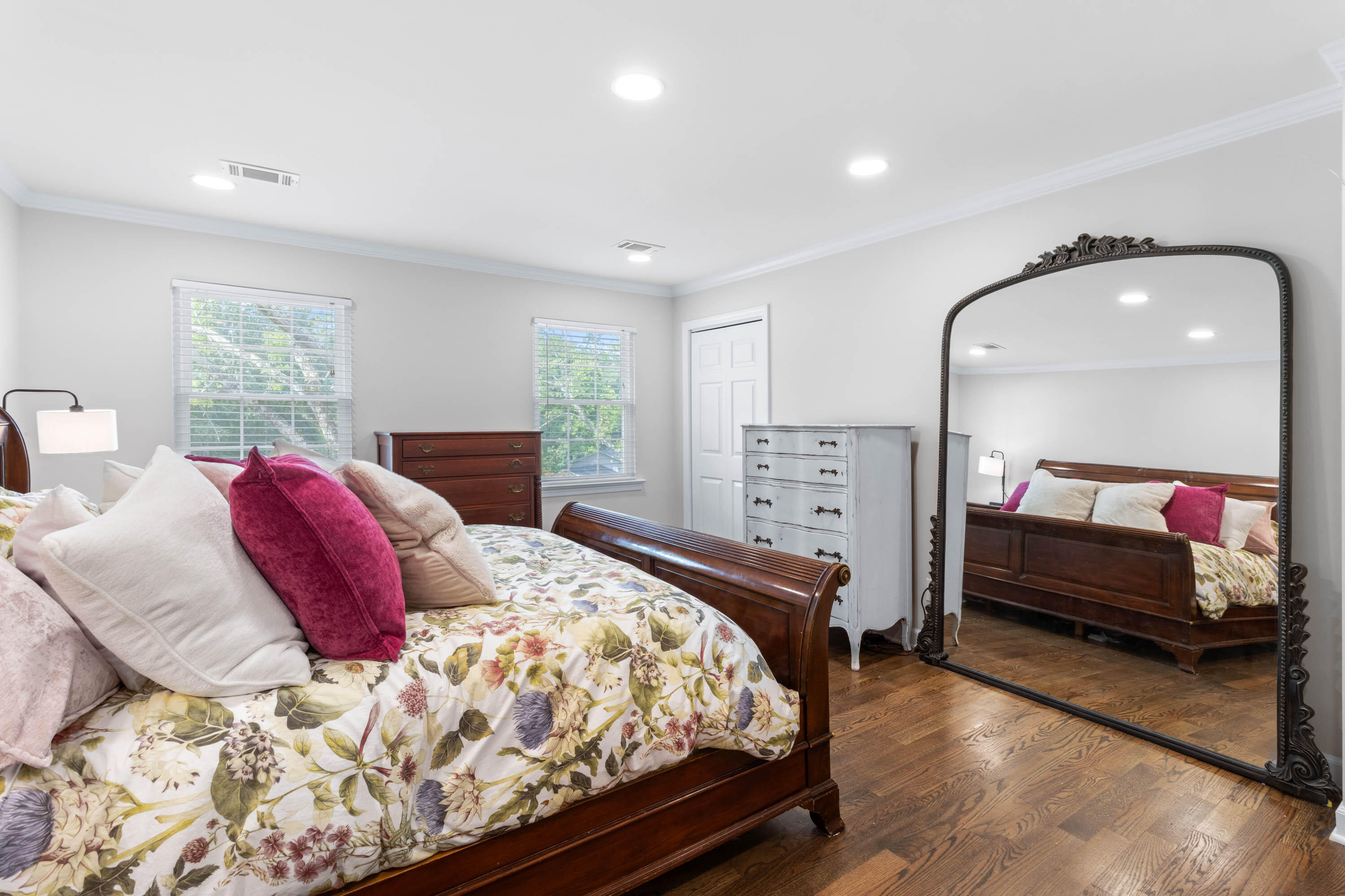 1748 Colonial Shores Drive