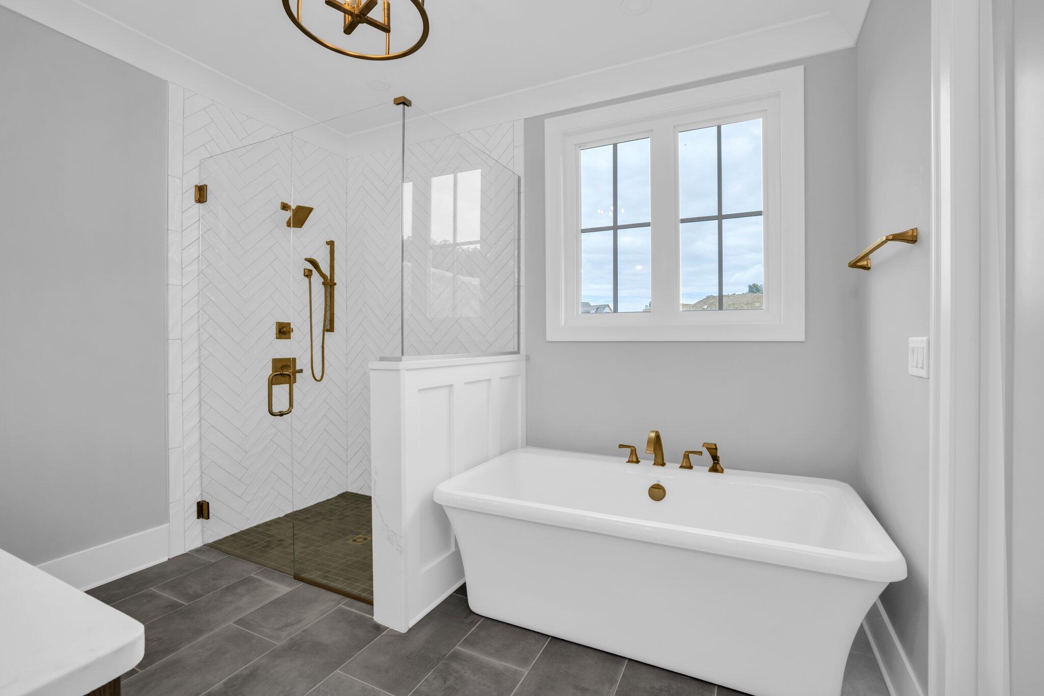 1274 London Woods Way, 34