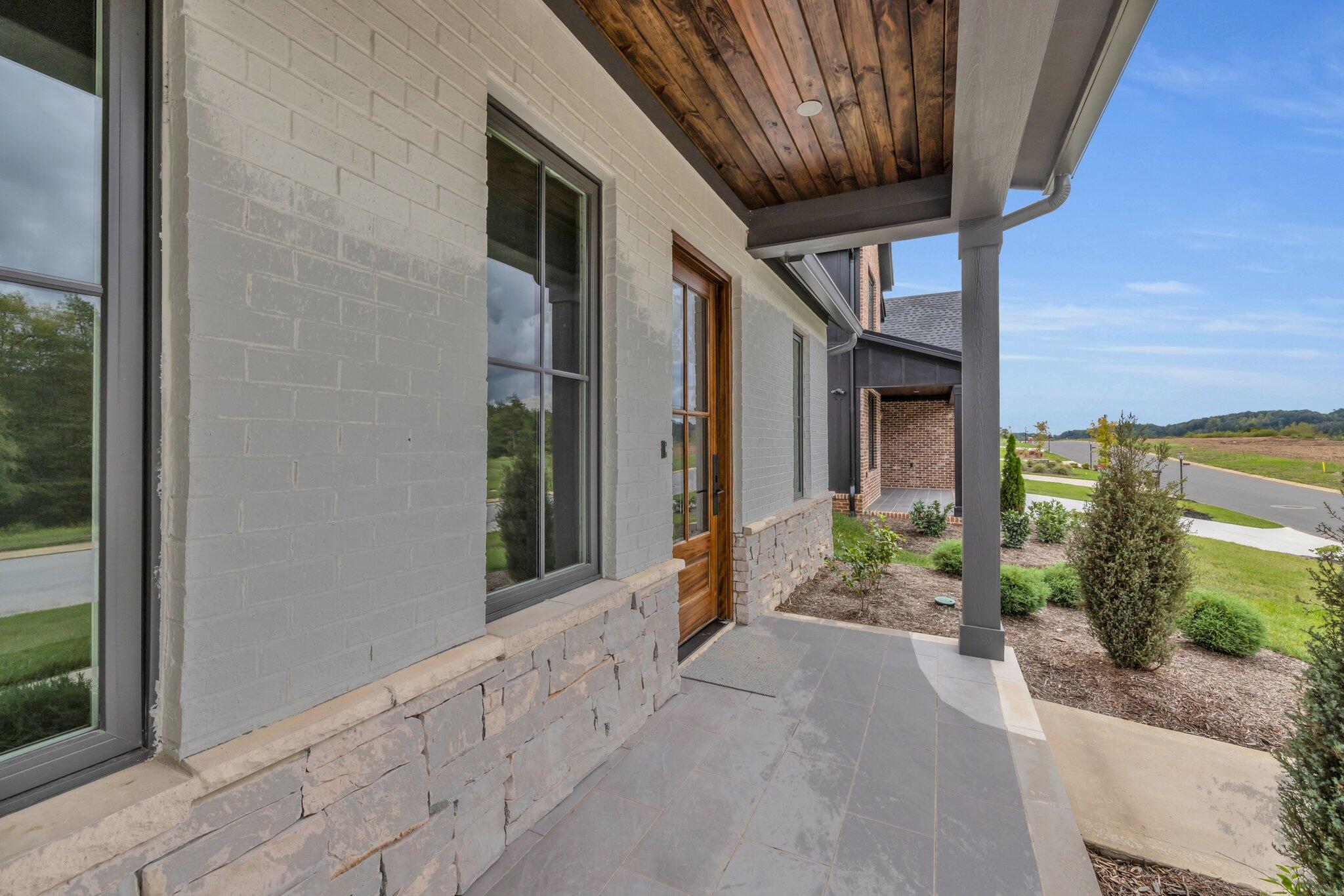 1274 London Woods Way, 34