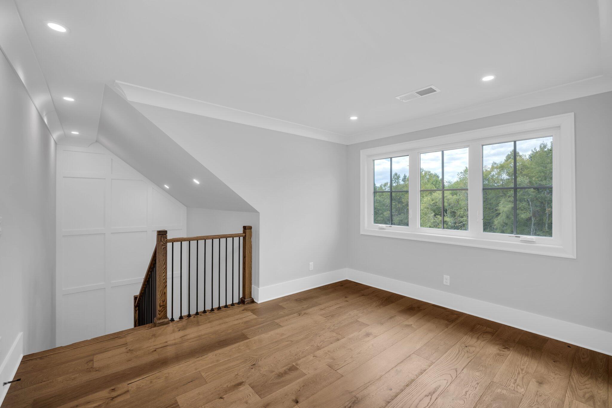 1274 London Woods Way, 34