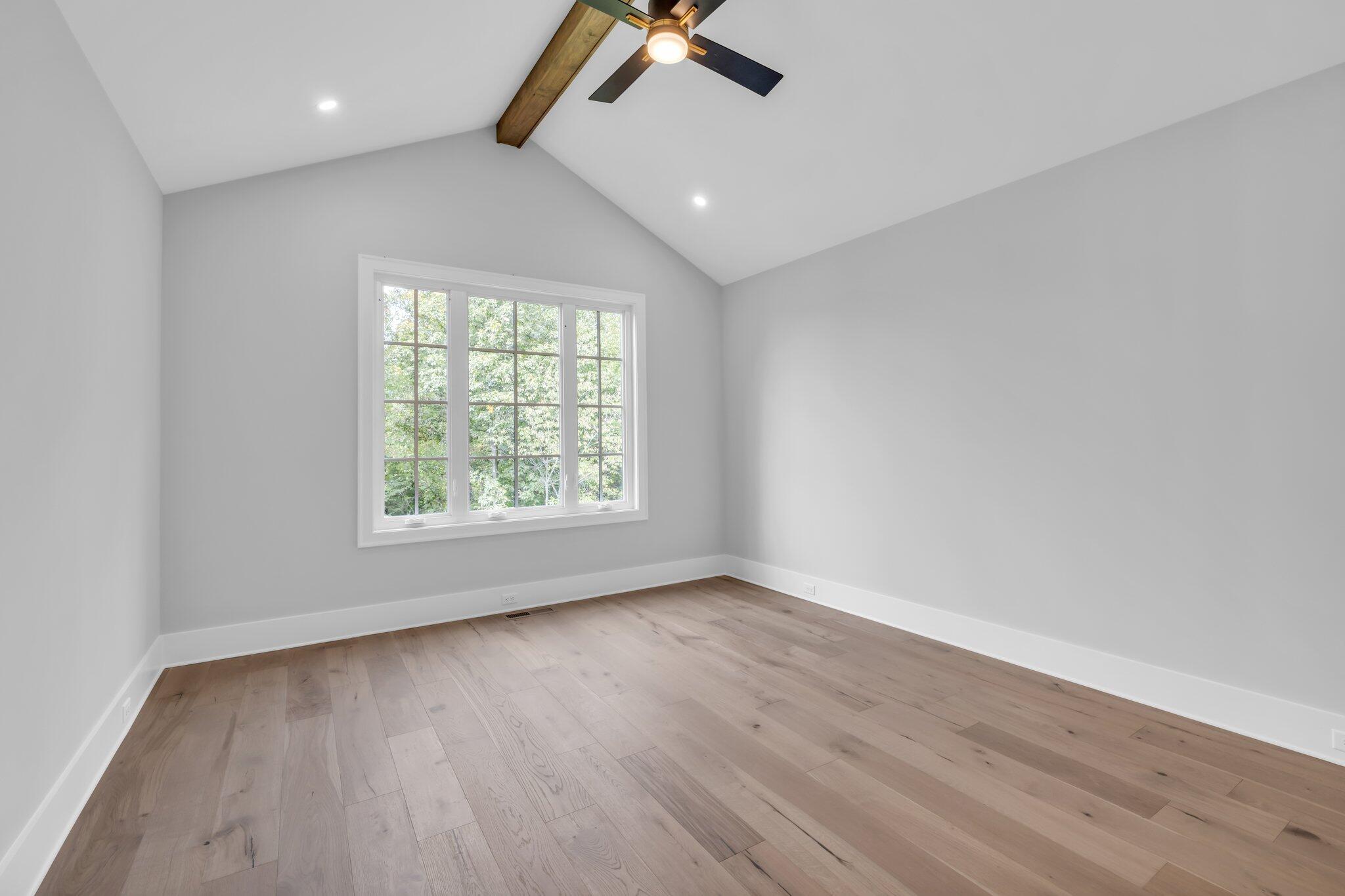1403 London Woods Way, 21
