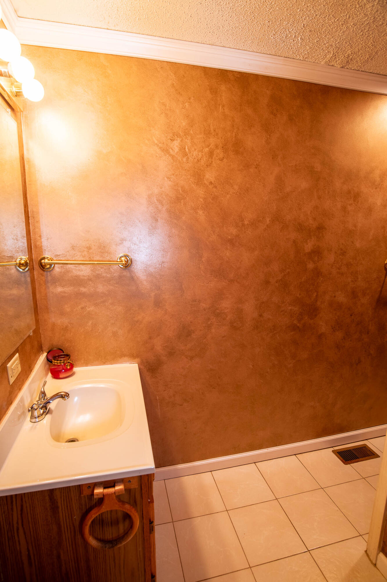 6706 Water Acres Road