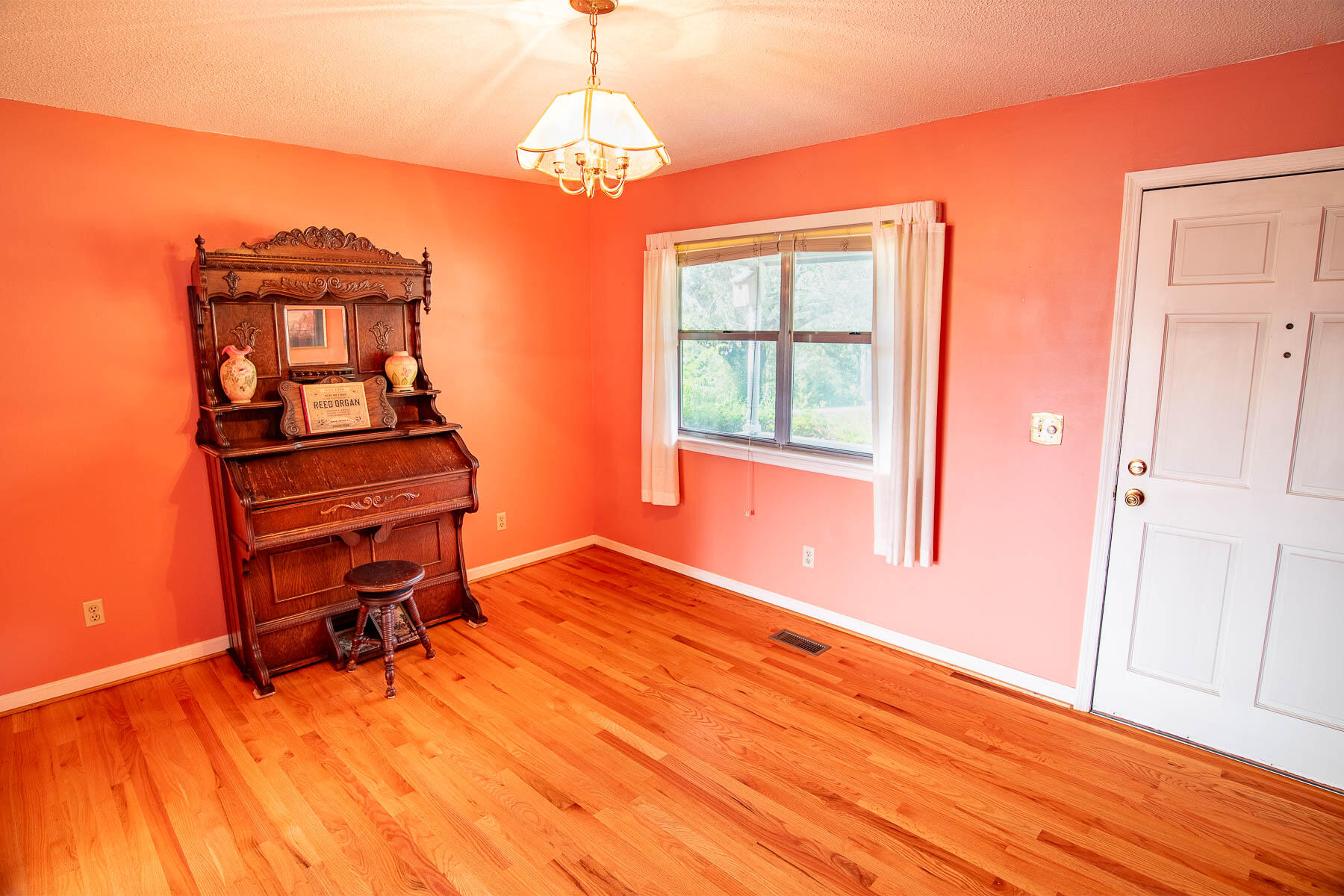 6706 Water Acres Road