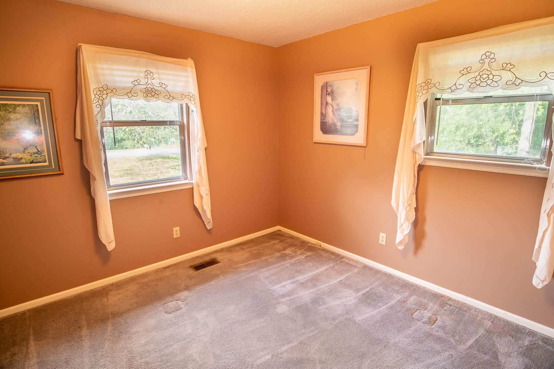 6706 Water Acres Road