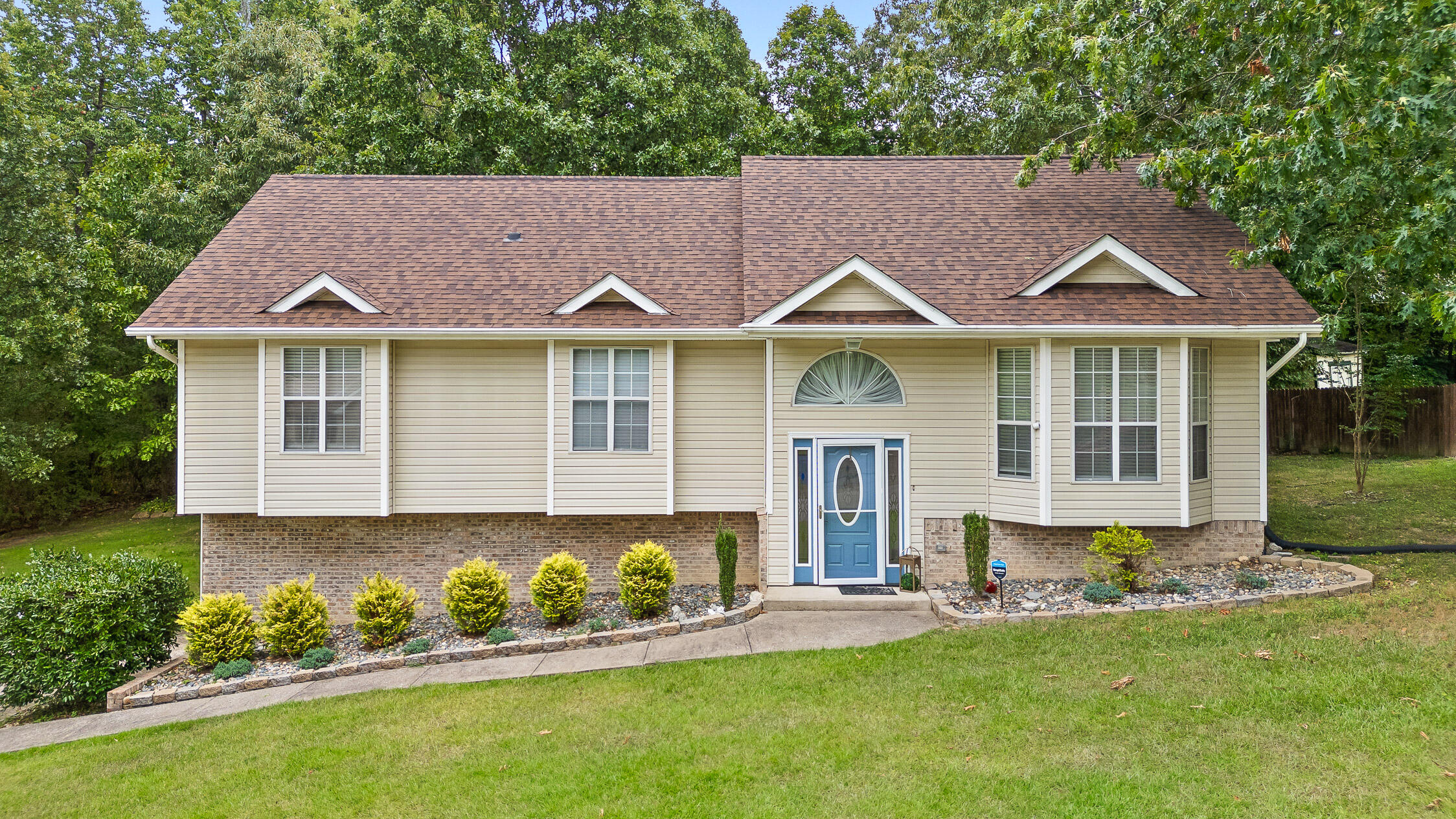 5822 Riley Road