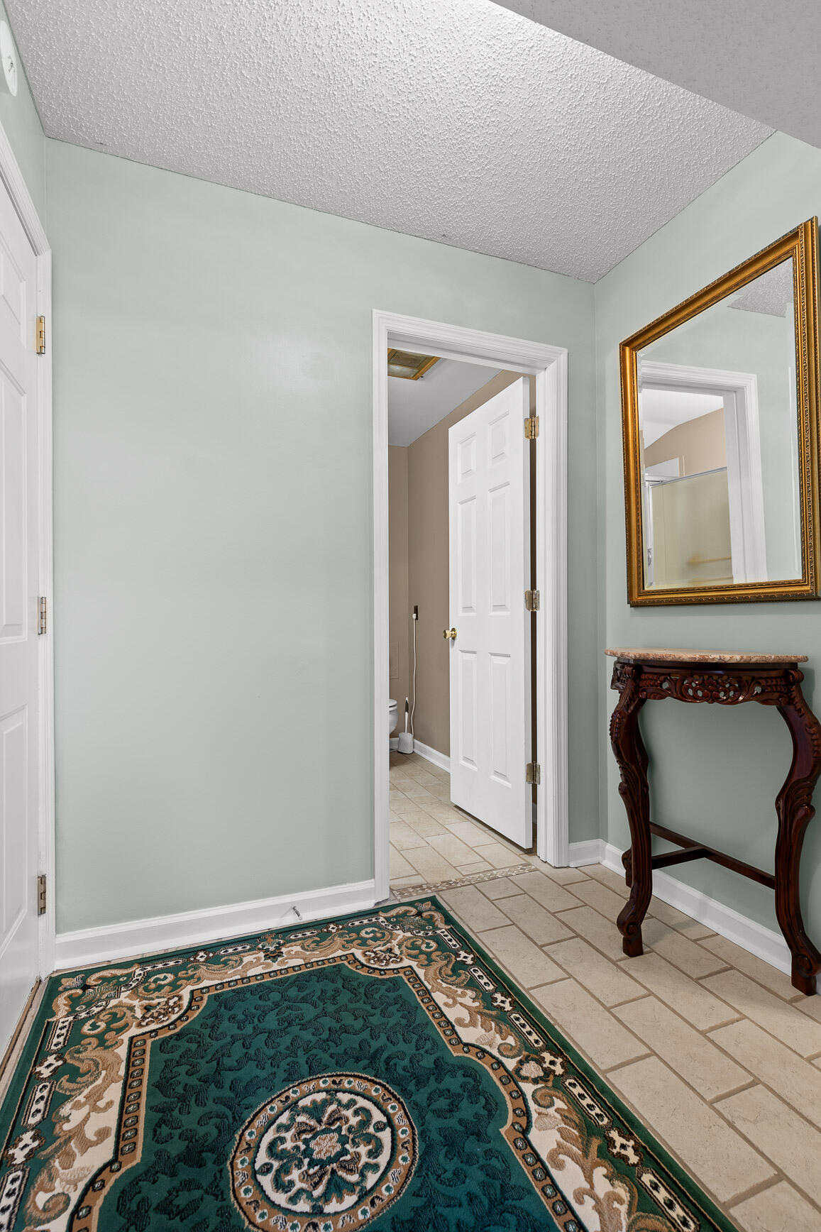 5822 Riley Road