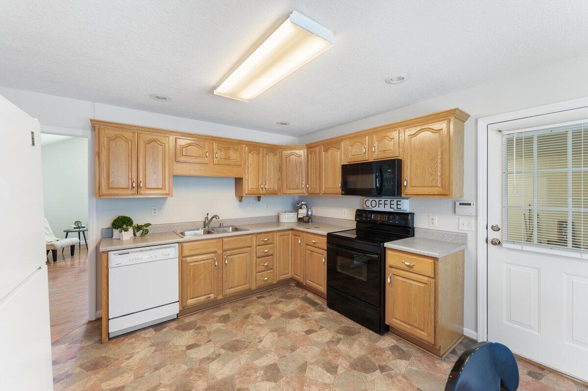107 Evergreen Lane