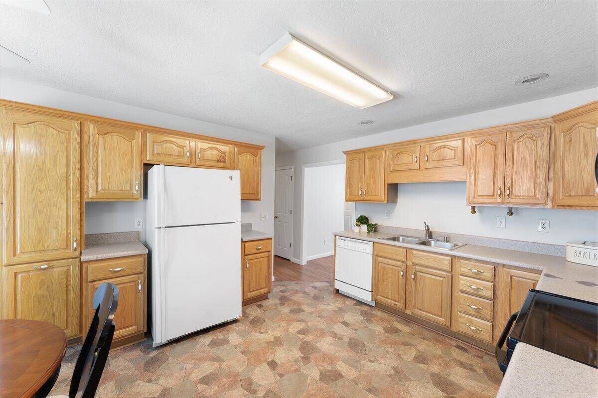 107 Evergreen Lane