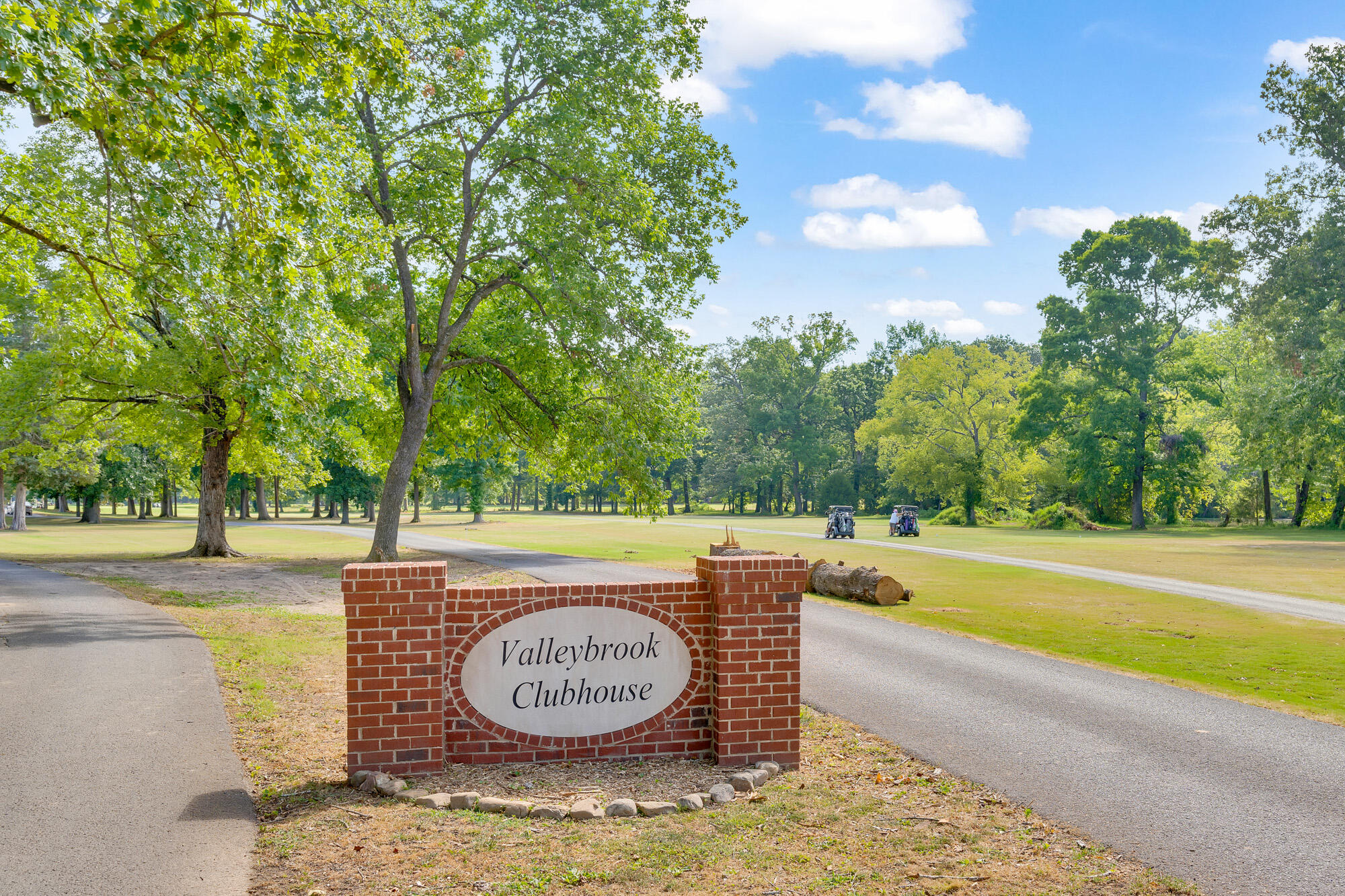 154 Valleybrook Circle