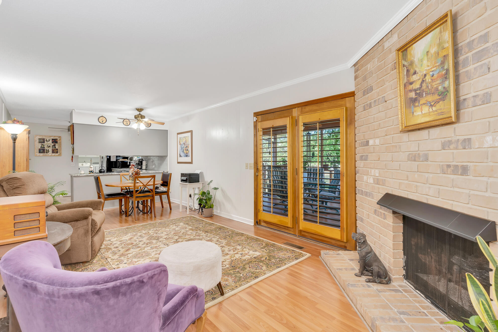 154 Valleybrook Circle